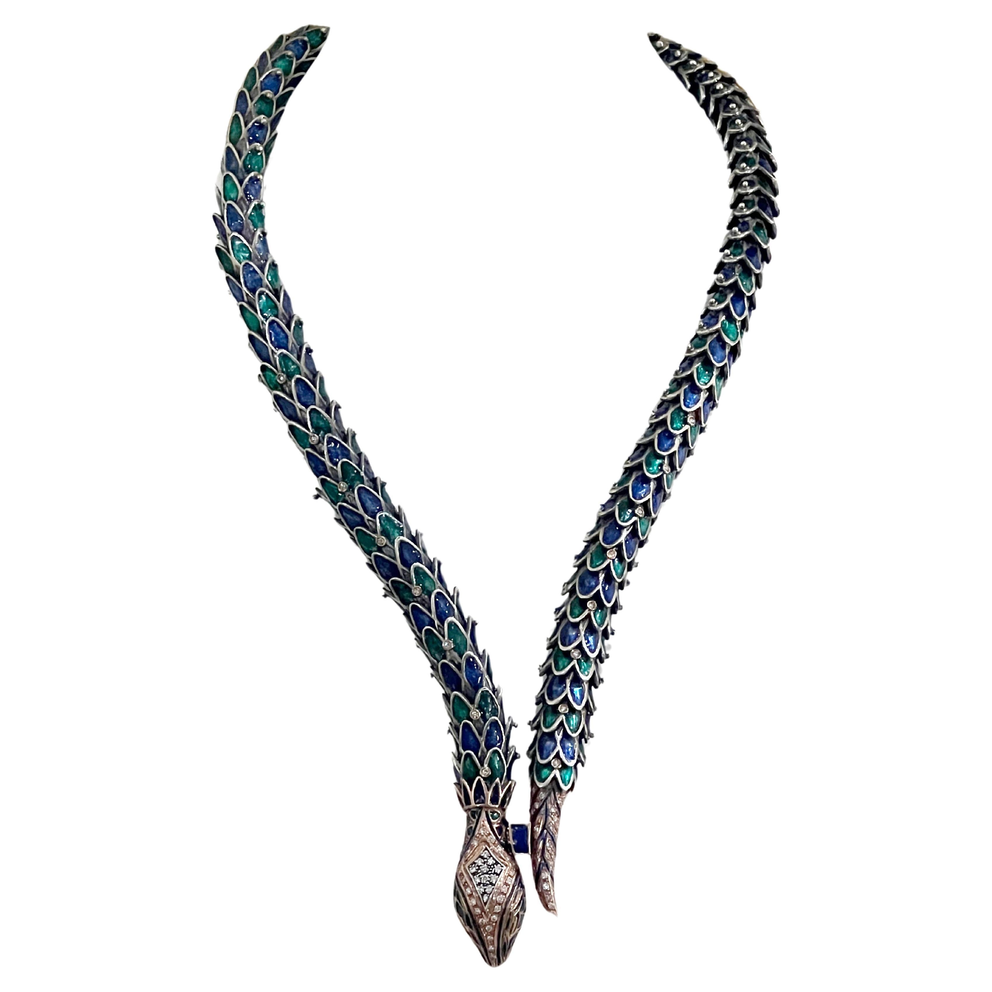 Collar de gota de plata con esmaltes de diamantes y oro amarillo de 9 quilates