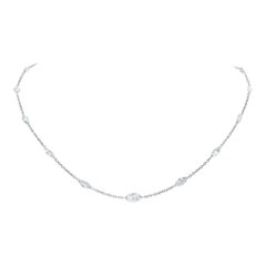 Collier en platine avec diamants flottants par Yard