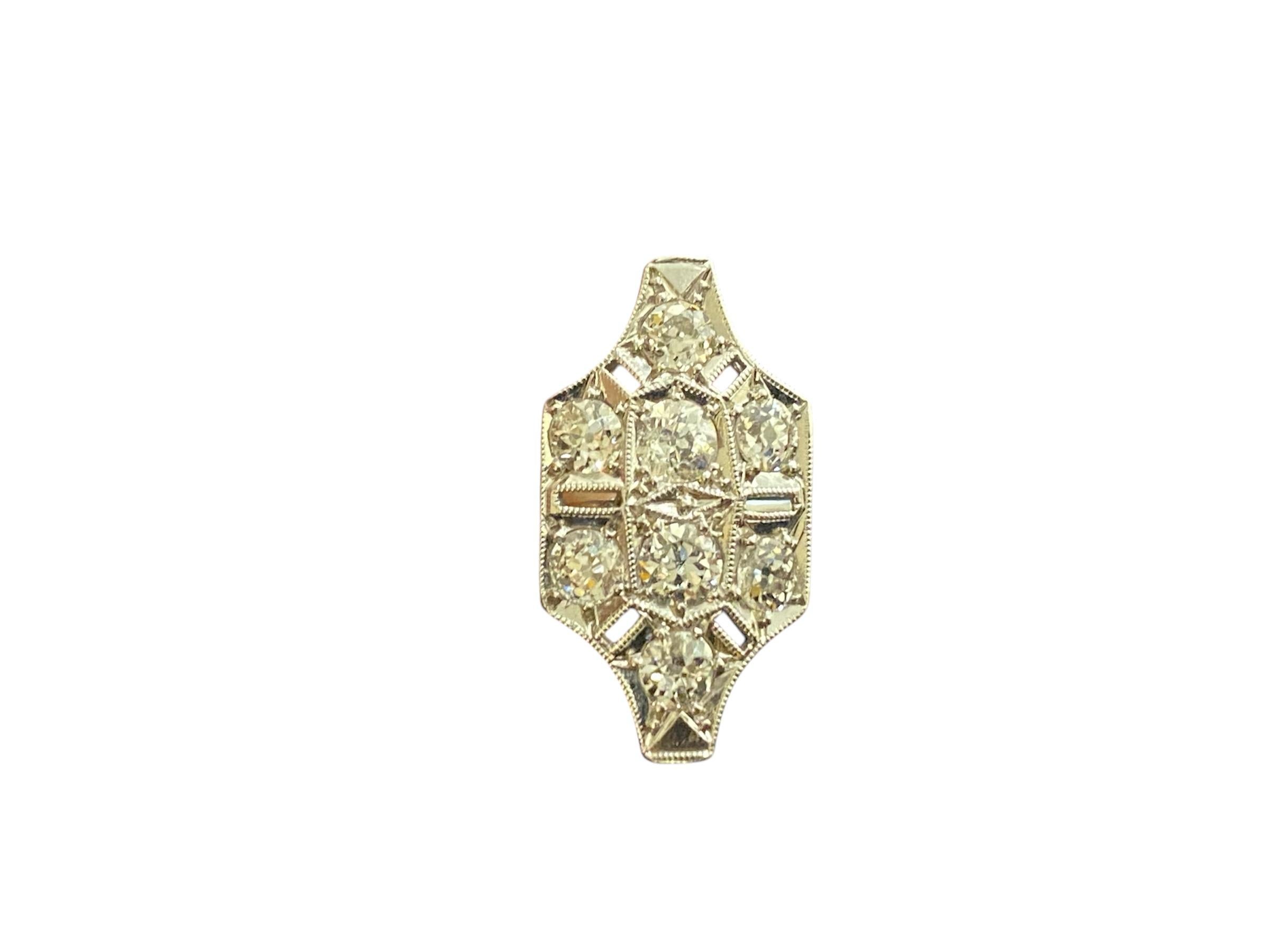  Antique style 19,2kt – 800‰ white gold, with 8 brilliant-cut diamonds, around 0.71ct in total.


