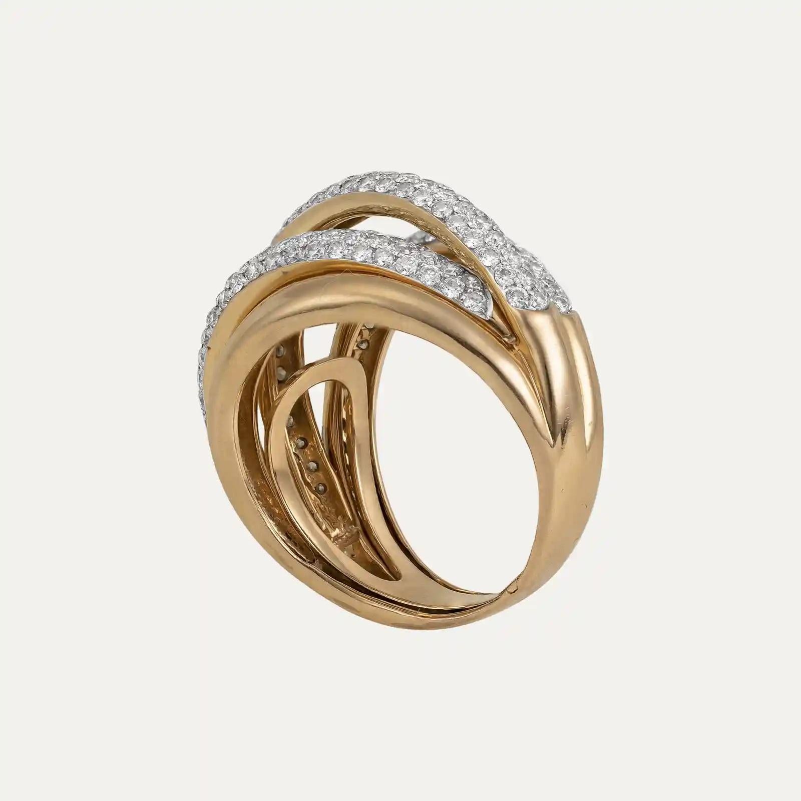 Brilliant Cut Modern Gold Ring with Diamonds For Sale