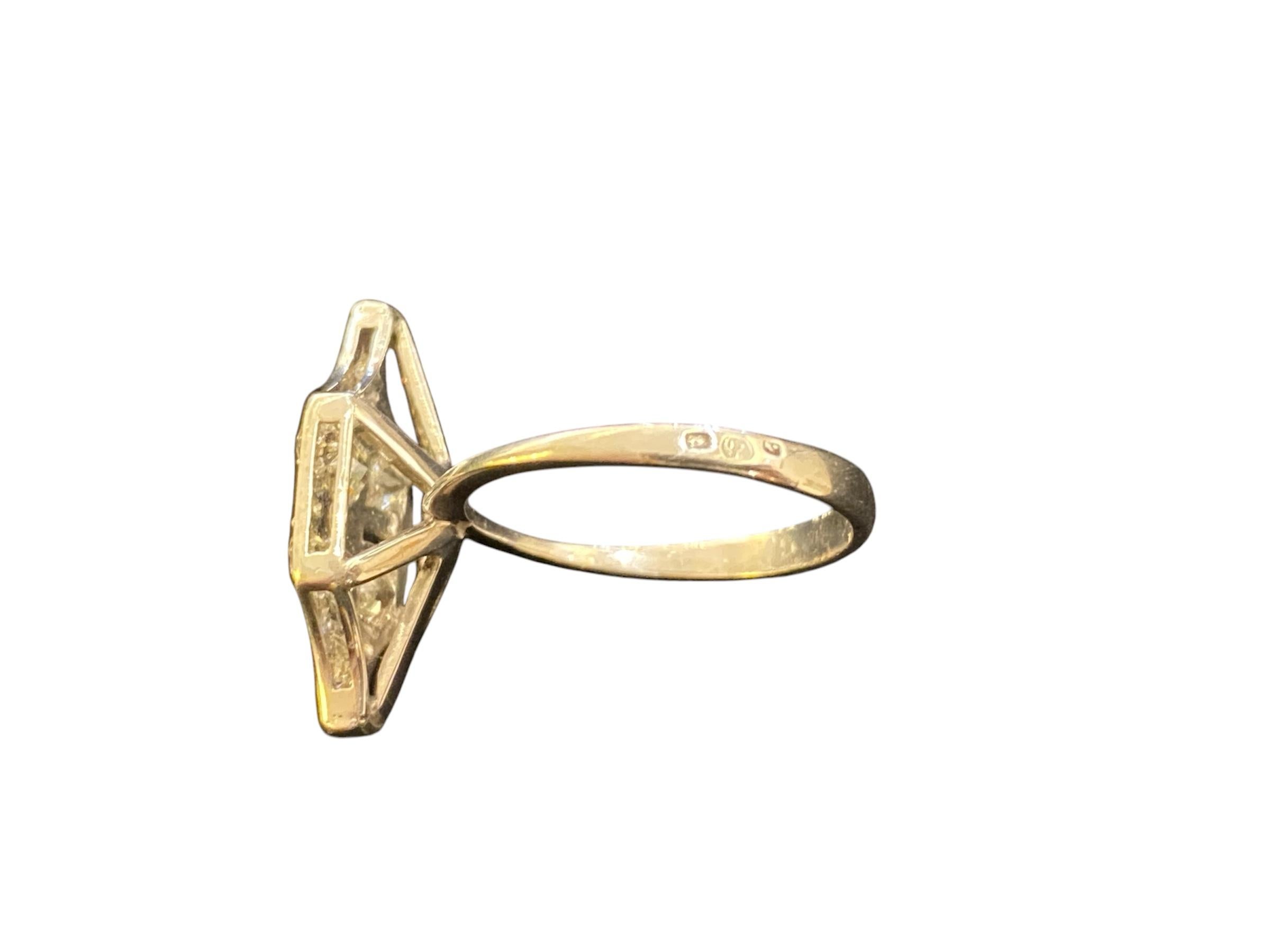 Brilliant Cut Diamonds Gold Ring For Sale