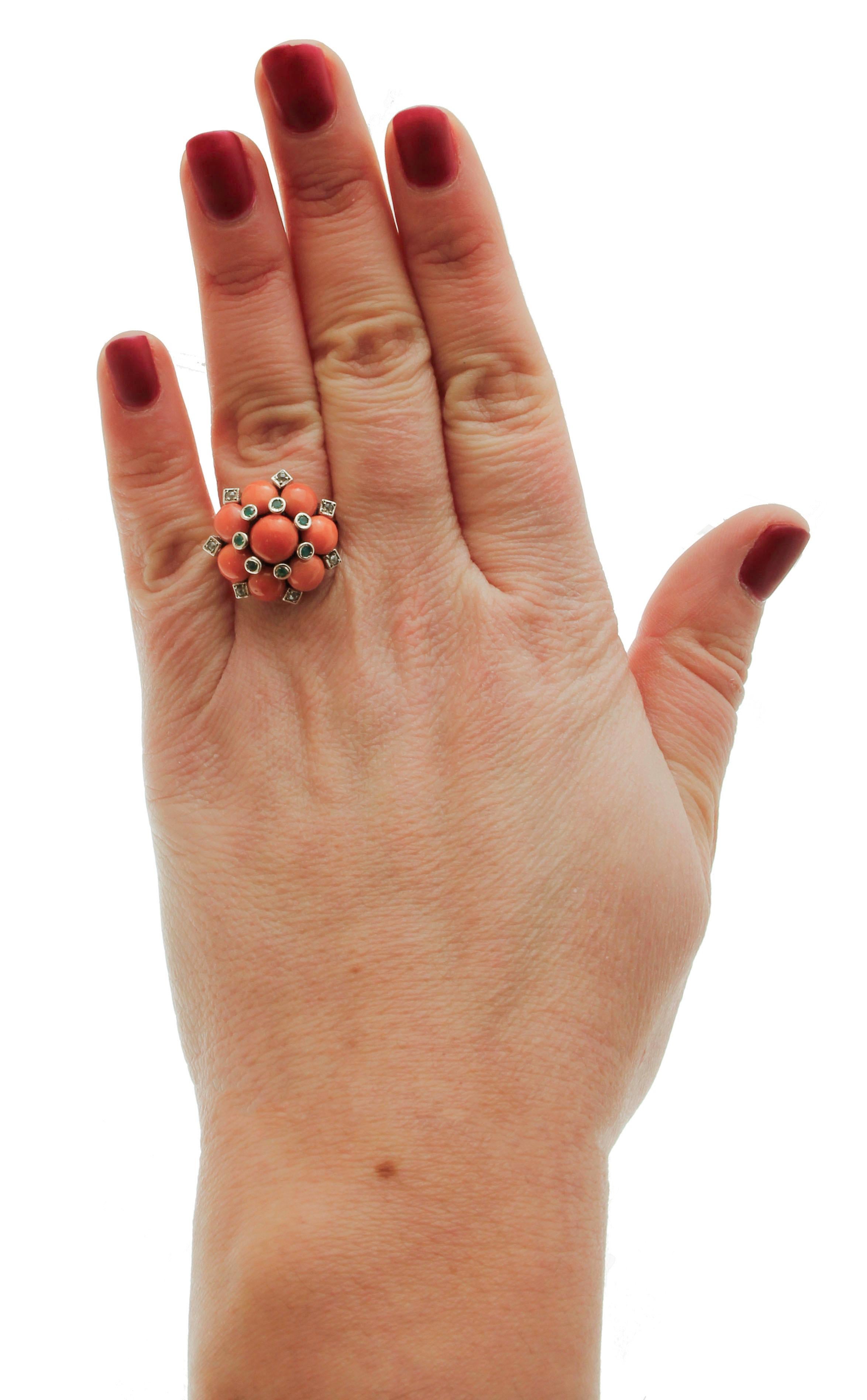 Women's Diamonds, Green Agate, Coral, Rose Gold and Silver Flower Design Retrò Ring