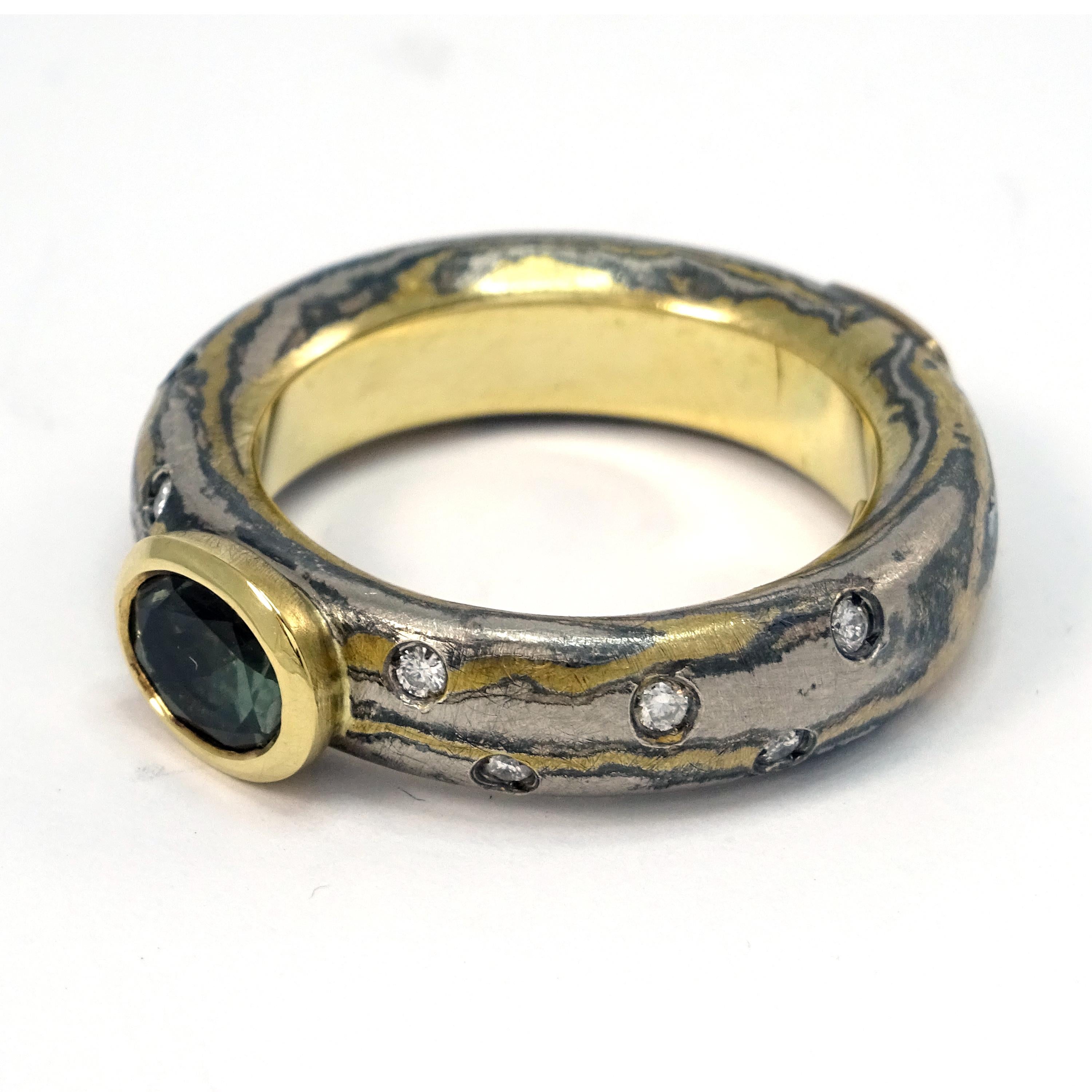 Brilliant Cut Diamonds Green Tourmaline 18 Karat Gold Sterling Silver Paladium Band Ring For Sale