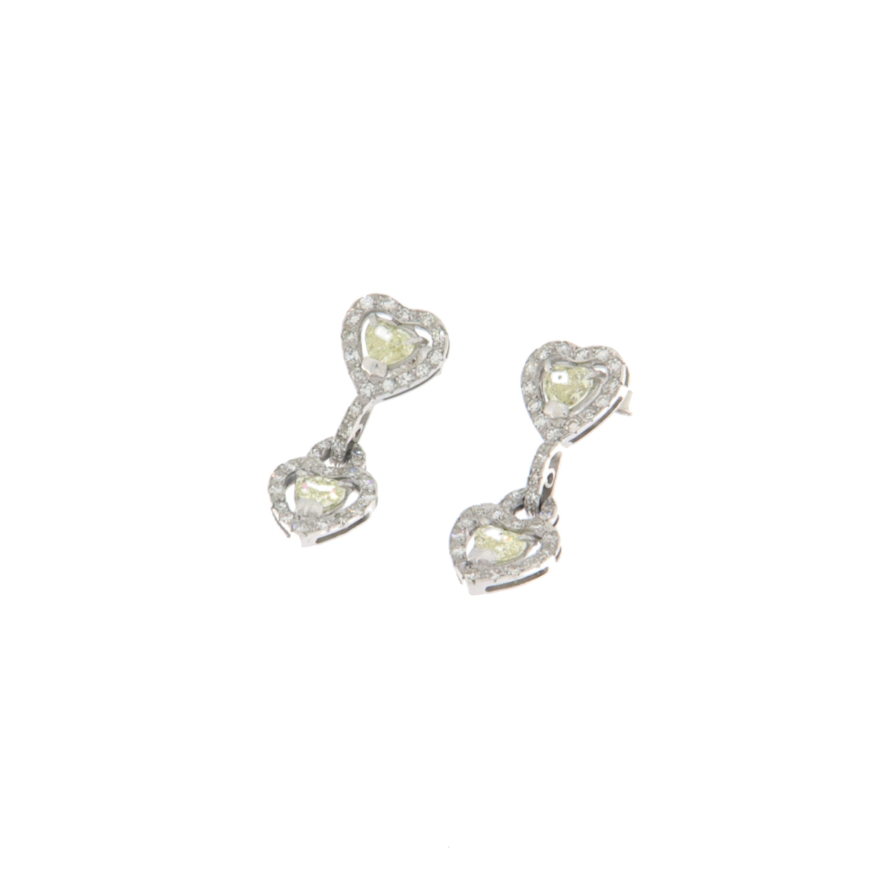 Artisan Diamonds Heart 18 Karat White Gold Drop Earrings For Sale