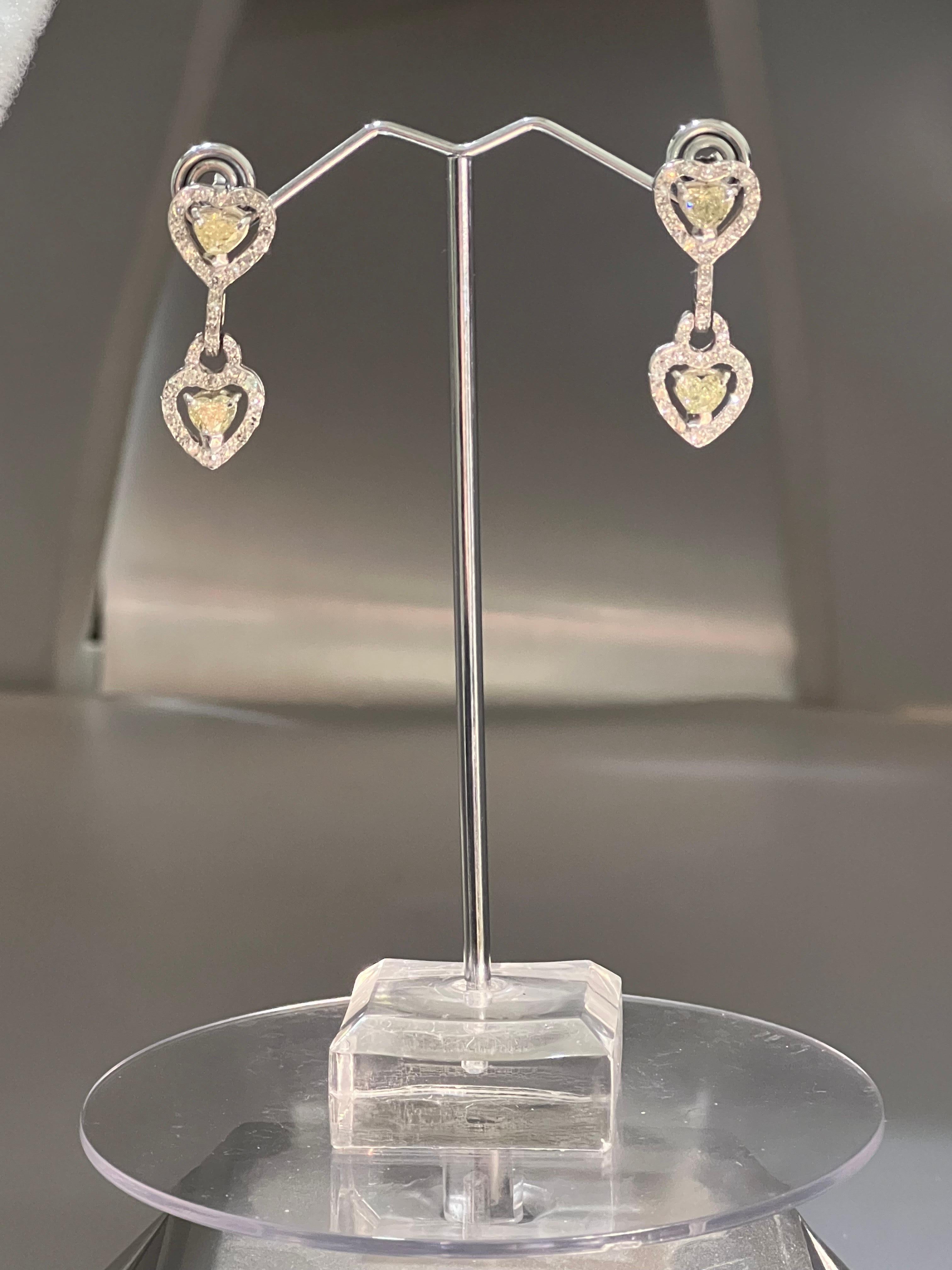 Diamonds Heart 18 Karat White Gold Drop Earrings For Sale 1