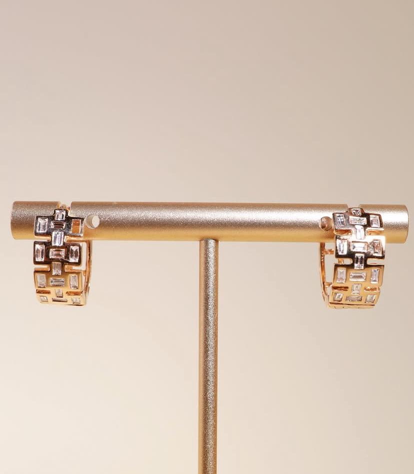 Women's or Men's Diamonds Hoop Earrings 18K Gold Earrings For Sale