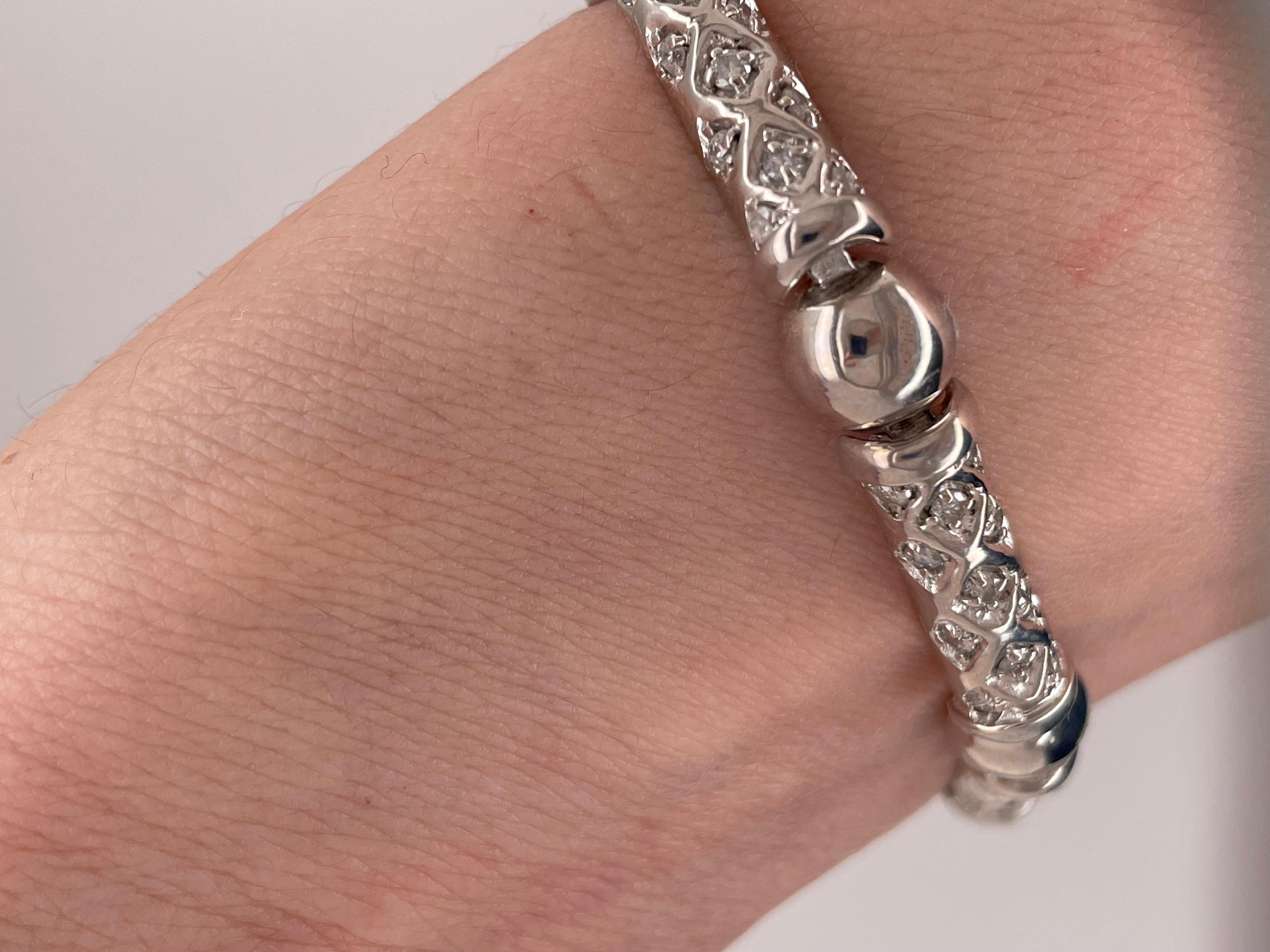Bracelet à maillons en or blanc 14 carats et diamants en vente 2