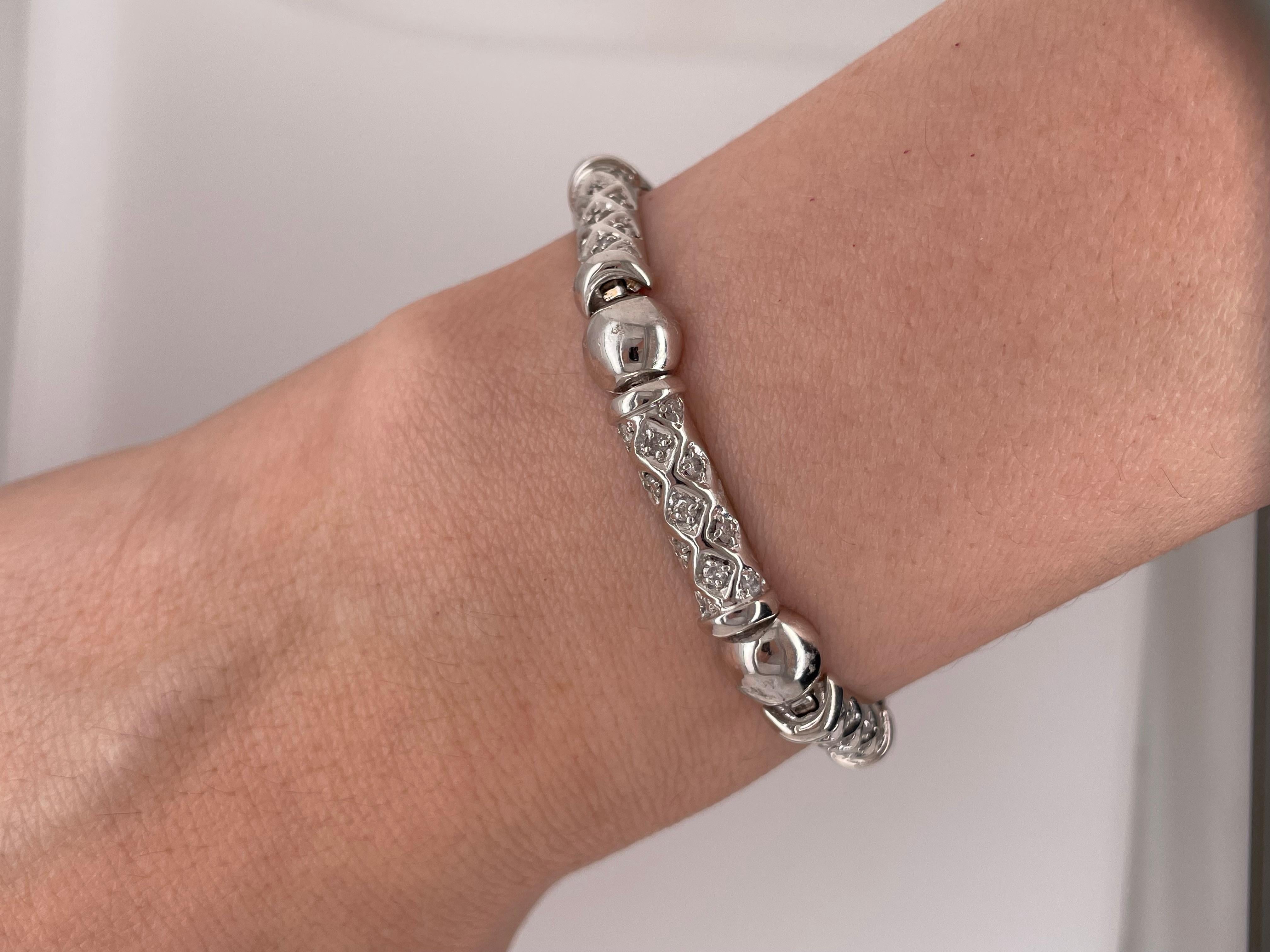 Bracelet à maillons en or blanc 14 carats et diamants en vente 4