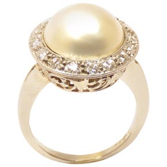 Diamonds Mabe Pearl 18 Karat White Gold Vintage Ring Handcrafted in Italy