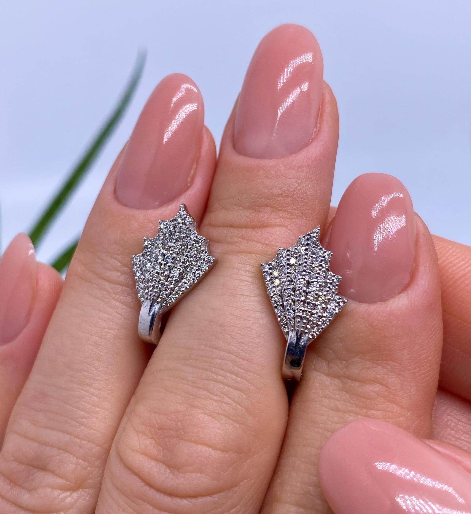 Art Nouveau Diamonds natural Beautiful Earrings, 18 Karat White Gold, Certified For Sale