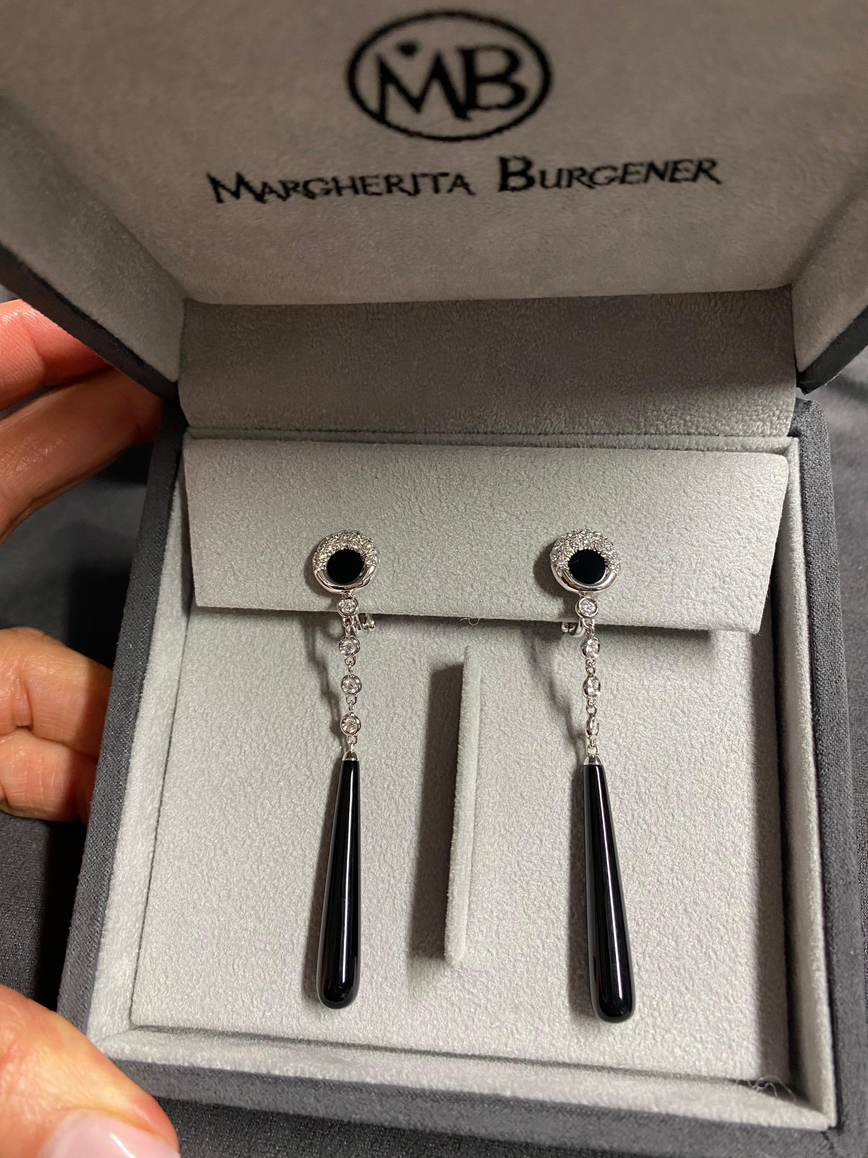 Contemporary Diamonds Onyx 18 Kt White Gold Made in Italy Long Earrings For Sale