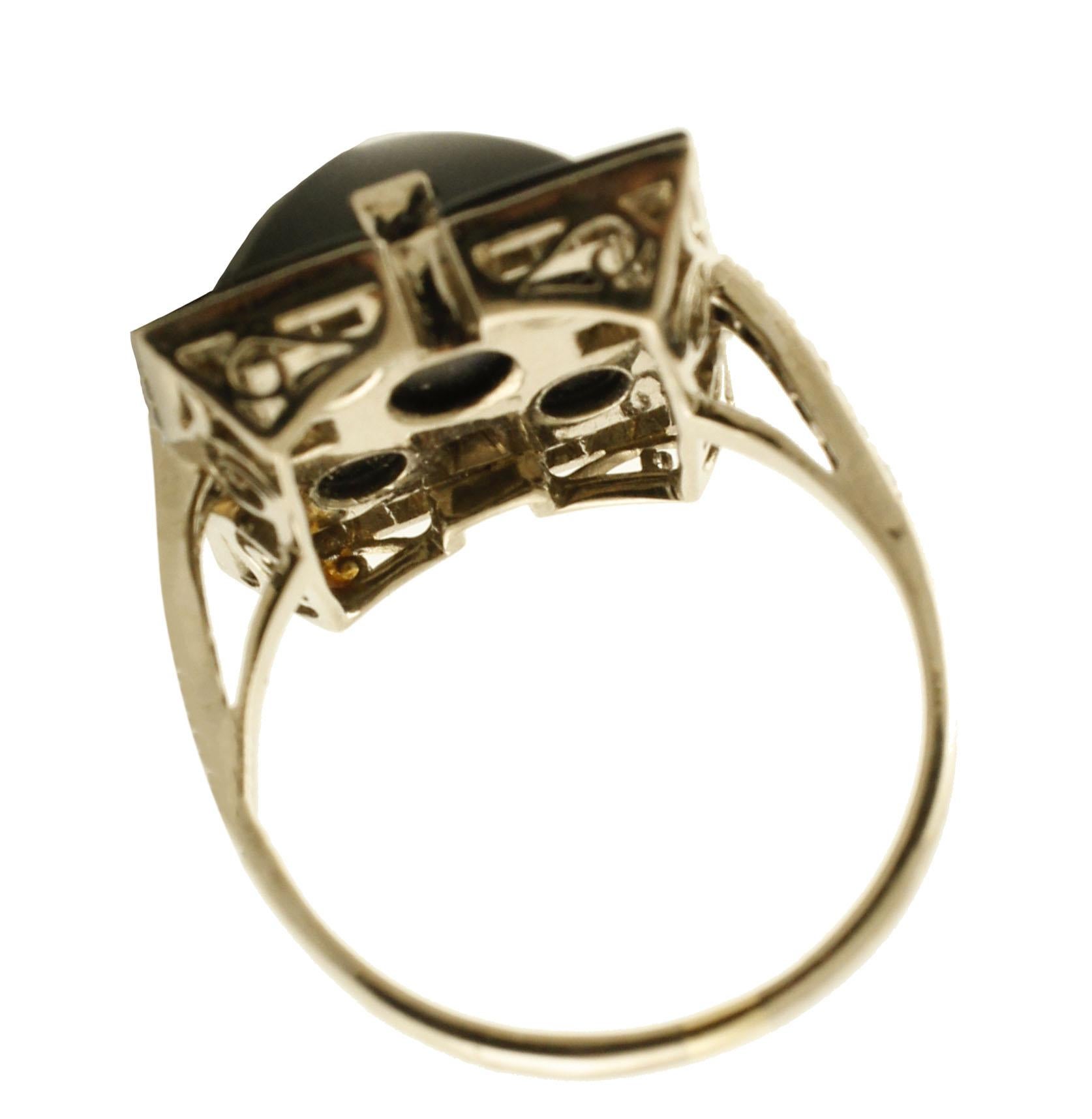 Brilliant Cut Diamonds Onyx 18 Karat White Gold Fashion Design Ring