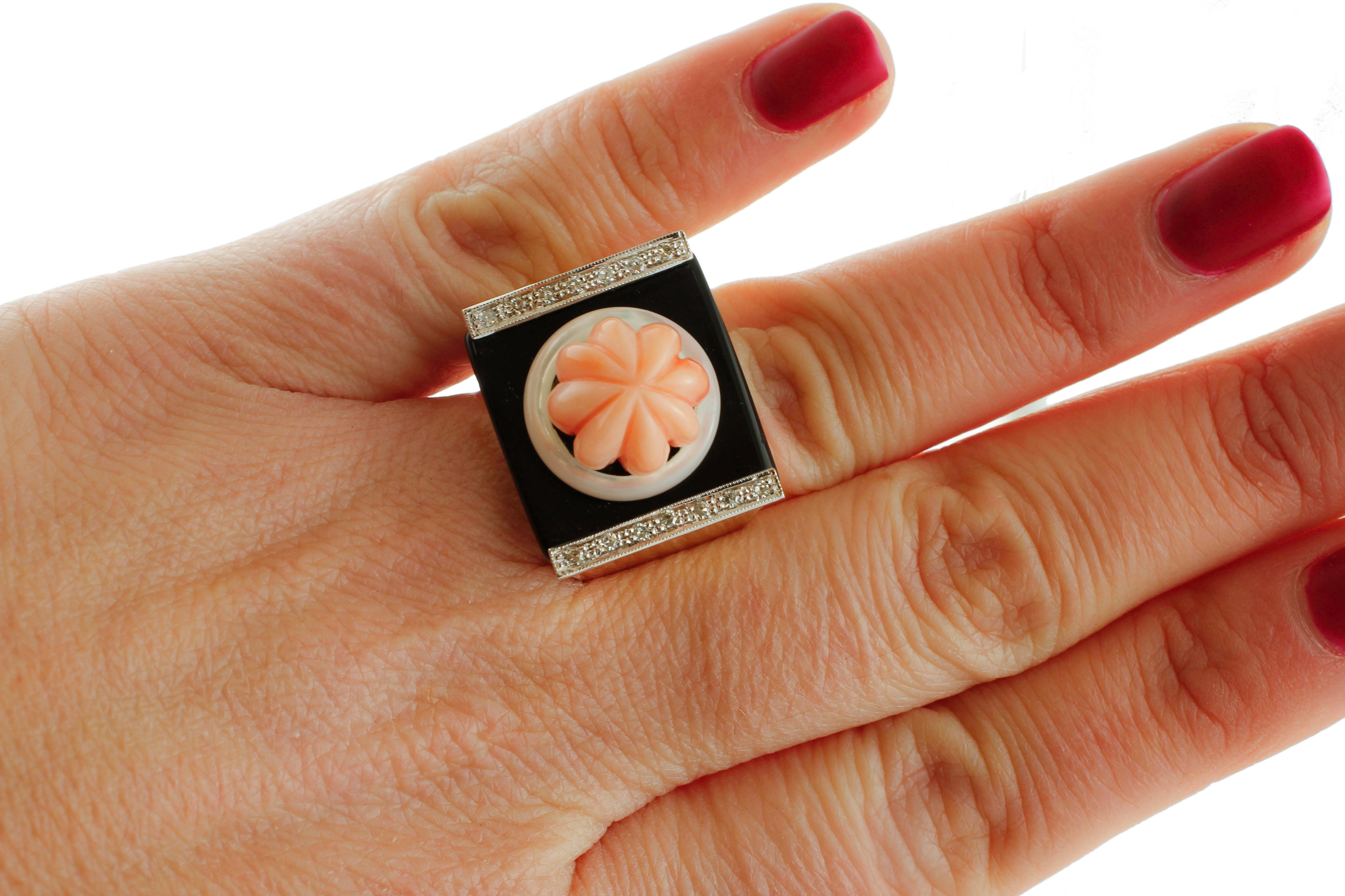 Women's Diamonds, Onyx, White Stone, Carved Coral, Rose Gold Fashion Ring For Sale