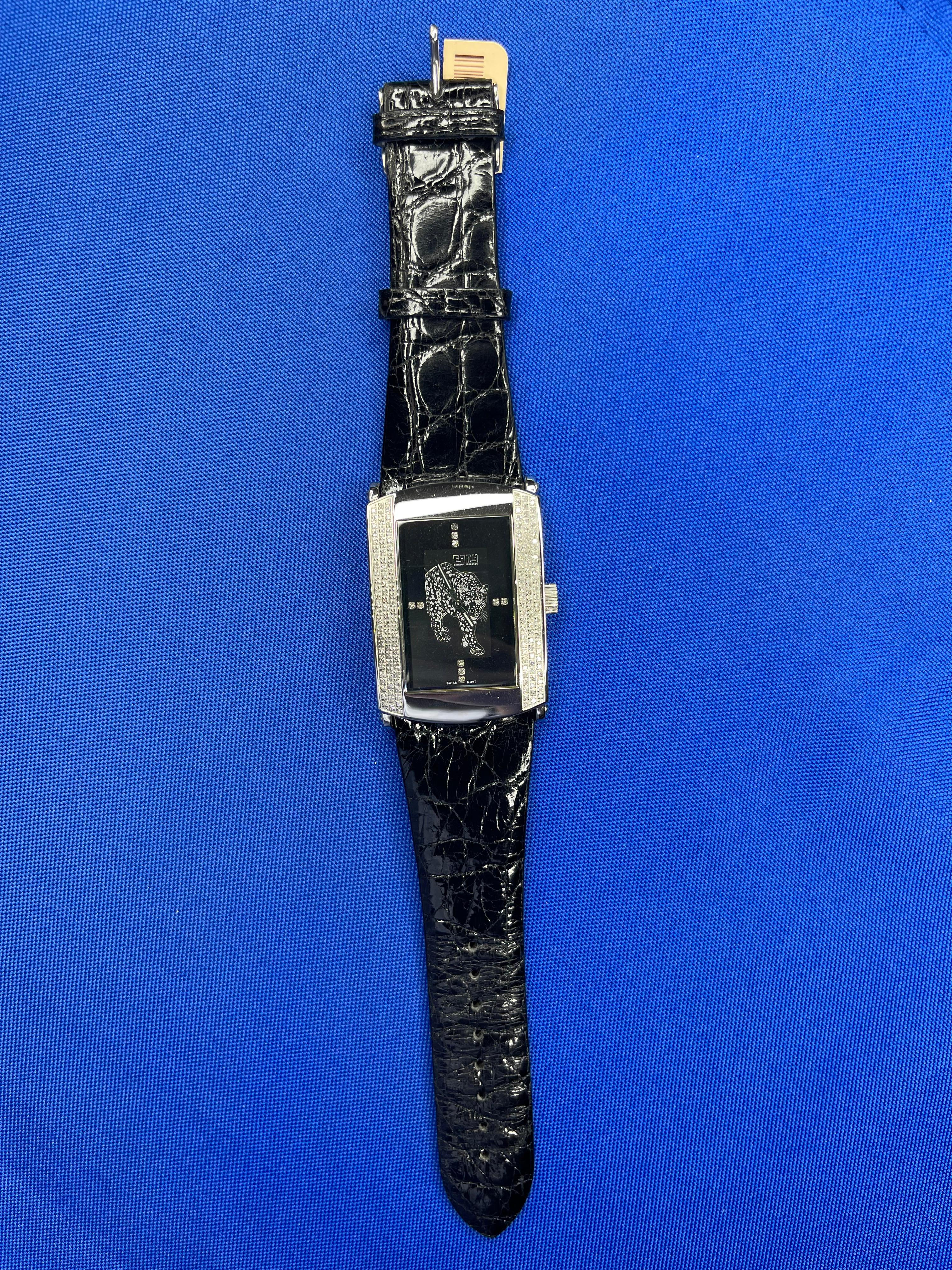 Diamanten Pave Zifferblatt Luxus Schweizer Quarz Exotische Lederband Uhr (Moderne) im Angebot