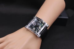 Exotische Schweizer Quarz-Uhr mit Diamanten und Pavé-Zifferblatt 0,77 Tcw