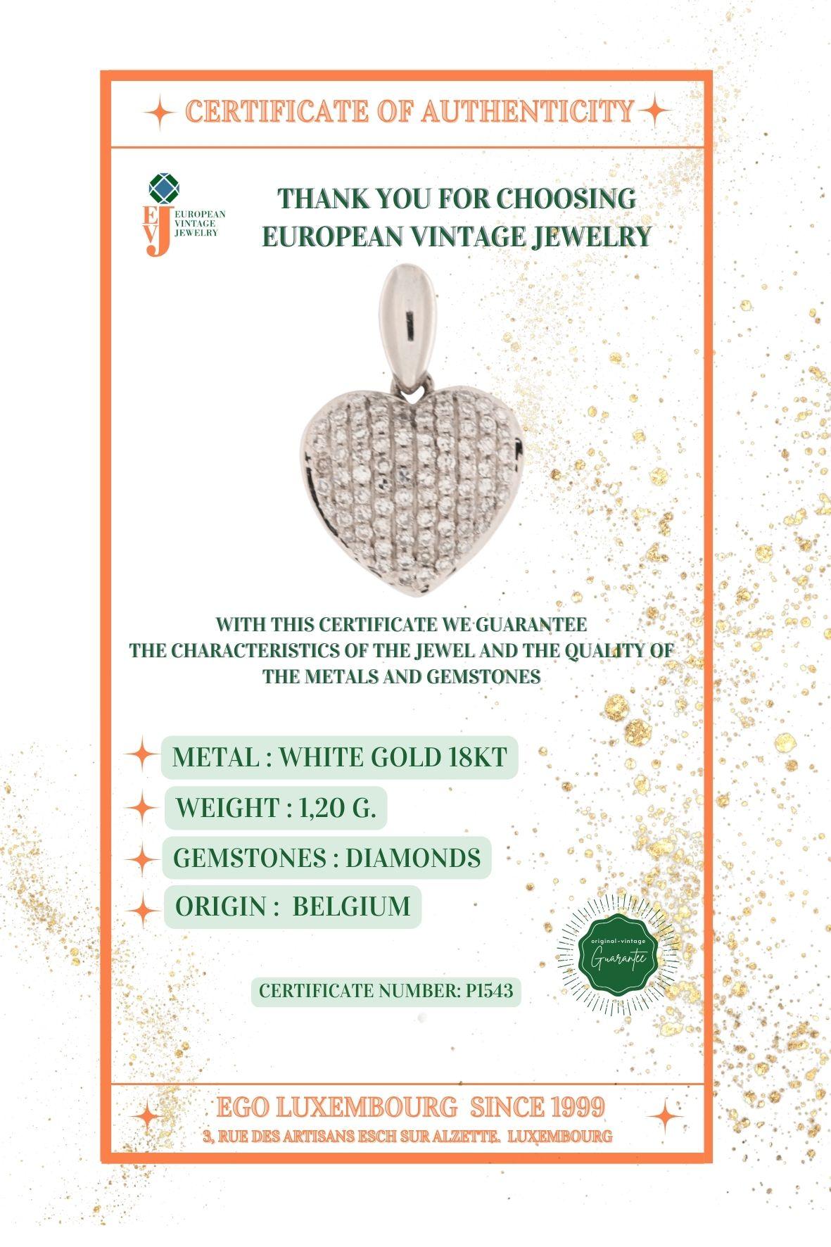 Diamants Pavé Pendentif Coeur Or Blanc en vente 2