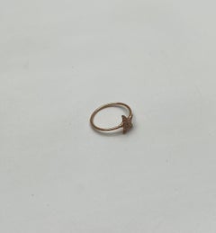 Bague à motif en or rose 14K sertie de diamants et d'étoiles
