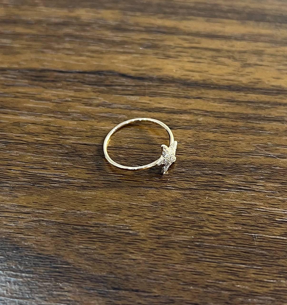 Diamonds Pave Set Star 14K Rose Gold Dainty Motif Band Ring For Sale 1