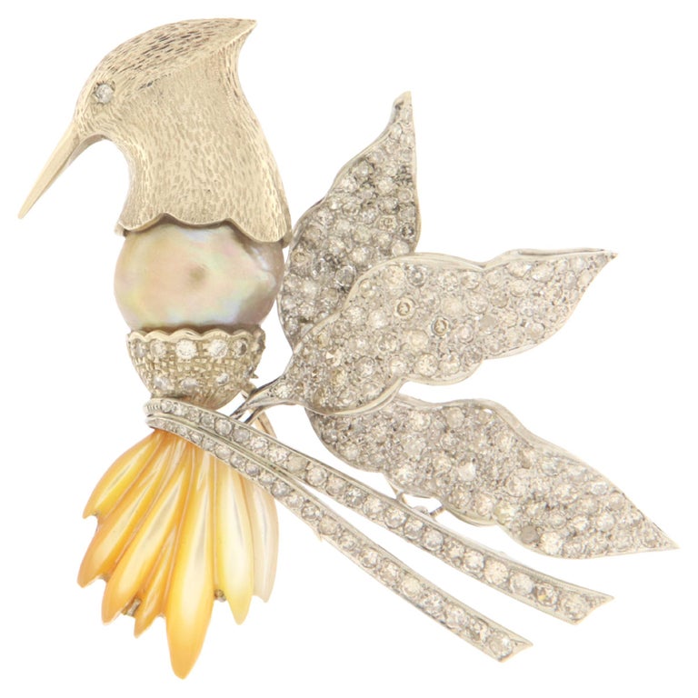 Diamonds Pearl 18 Karat White Gold Bird Brooch For Sale at 1stDibs