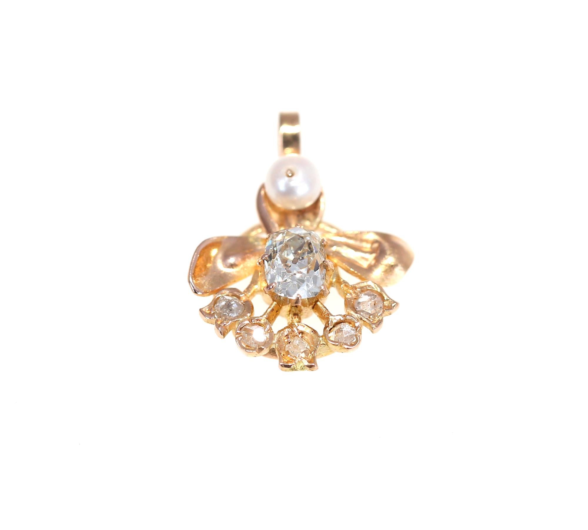 Diamonds Pearl Pink Gold Angel Pendant, 1920 2