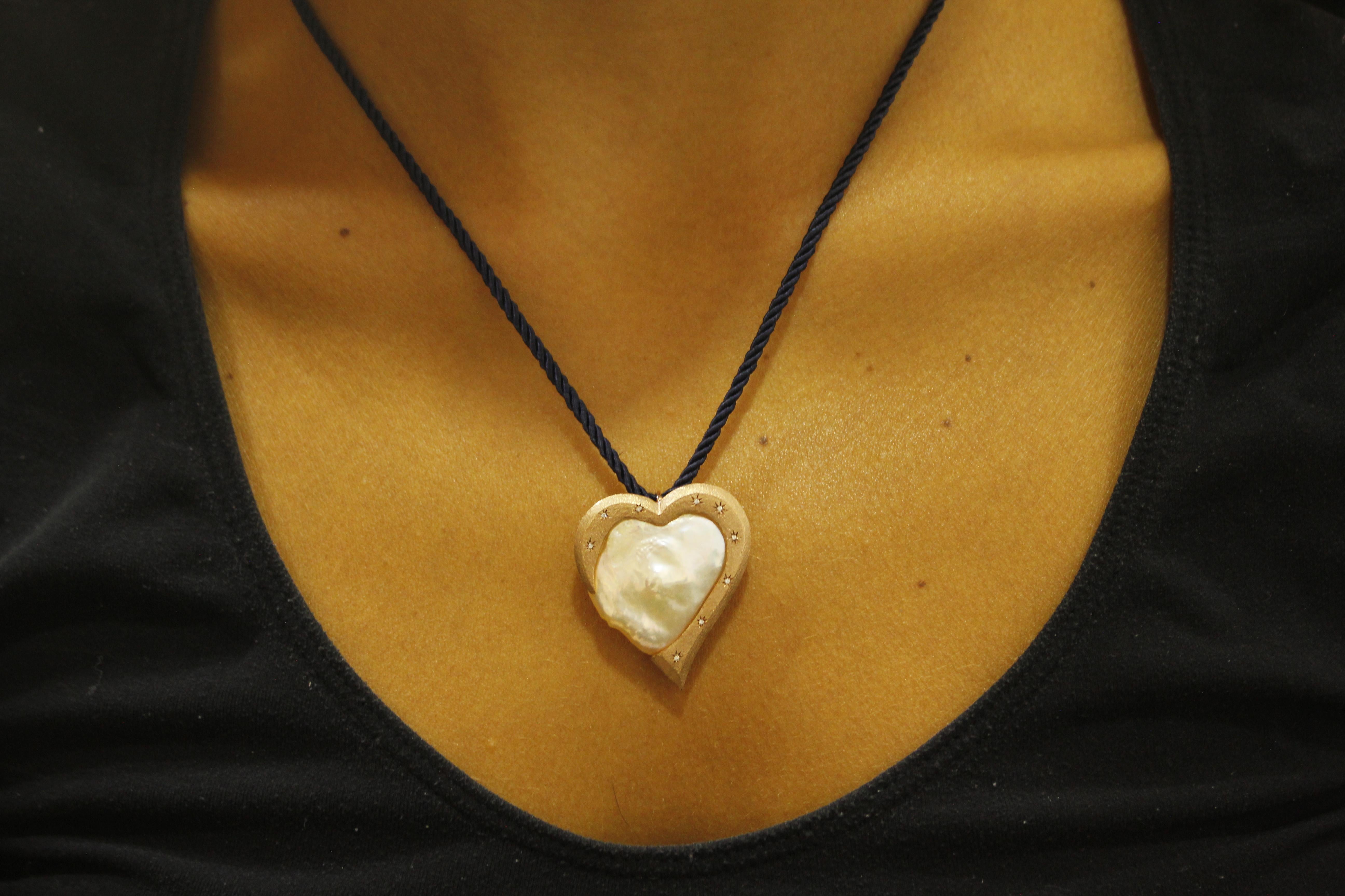Diamonds Pearl Rose Gold Heart Shape Pendant Necklace 1