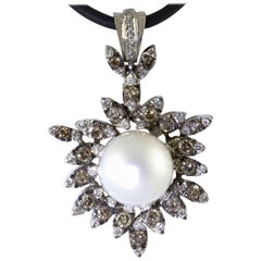 Diamonds Pearl White Gold Pendant