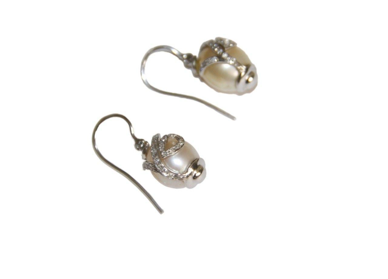 Artisan Diamonds Pearls 18 Karat White Gold Drop Earrings For Sale