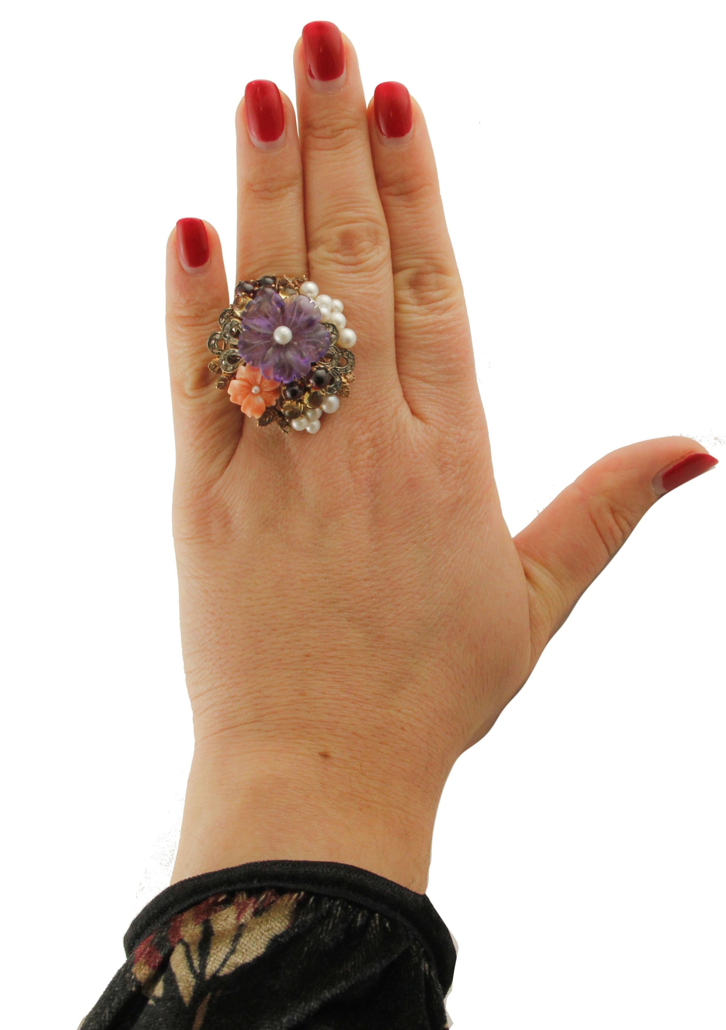 Diamonds Pearls Coral Topèazes Garnet Amethyst Rose Gold and Silver Ring In Good Condition For Sale In Marcianise, Marcianise (CE)