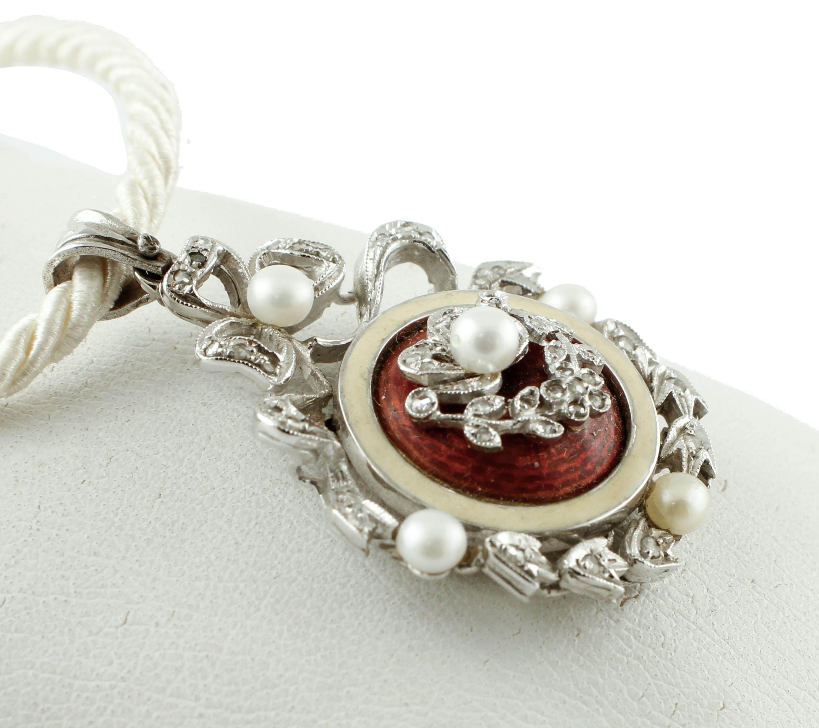 Diamonds, Pearls, Hard Stone, 14 Karat White Gold Retro Pendant In Excellent Condition In Marcianise, Marcianise (CE)