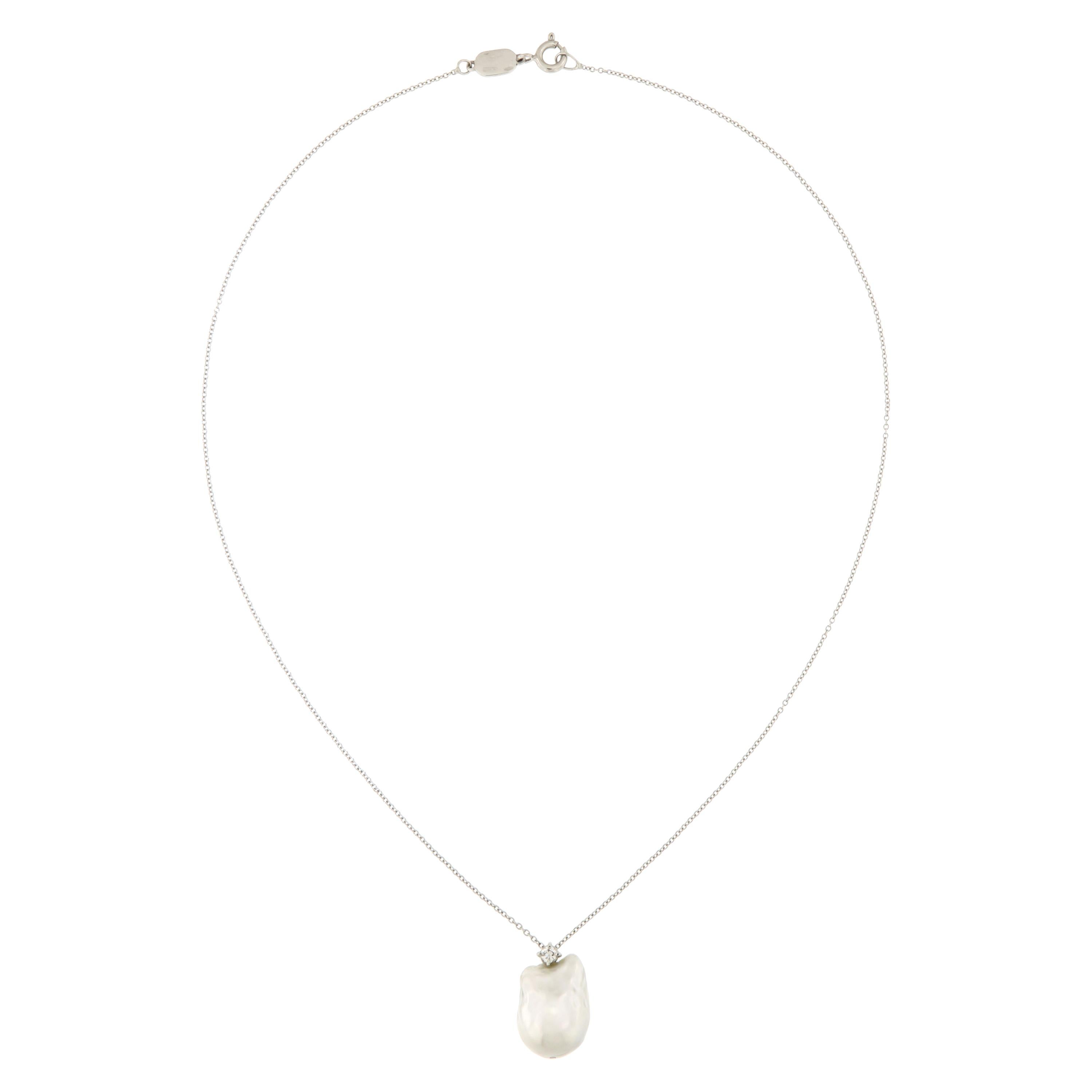 Diamonds Pearls White Gold Necklace Handcrafted in Italy by Botta Gioielli
