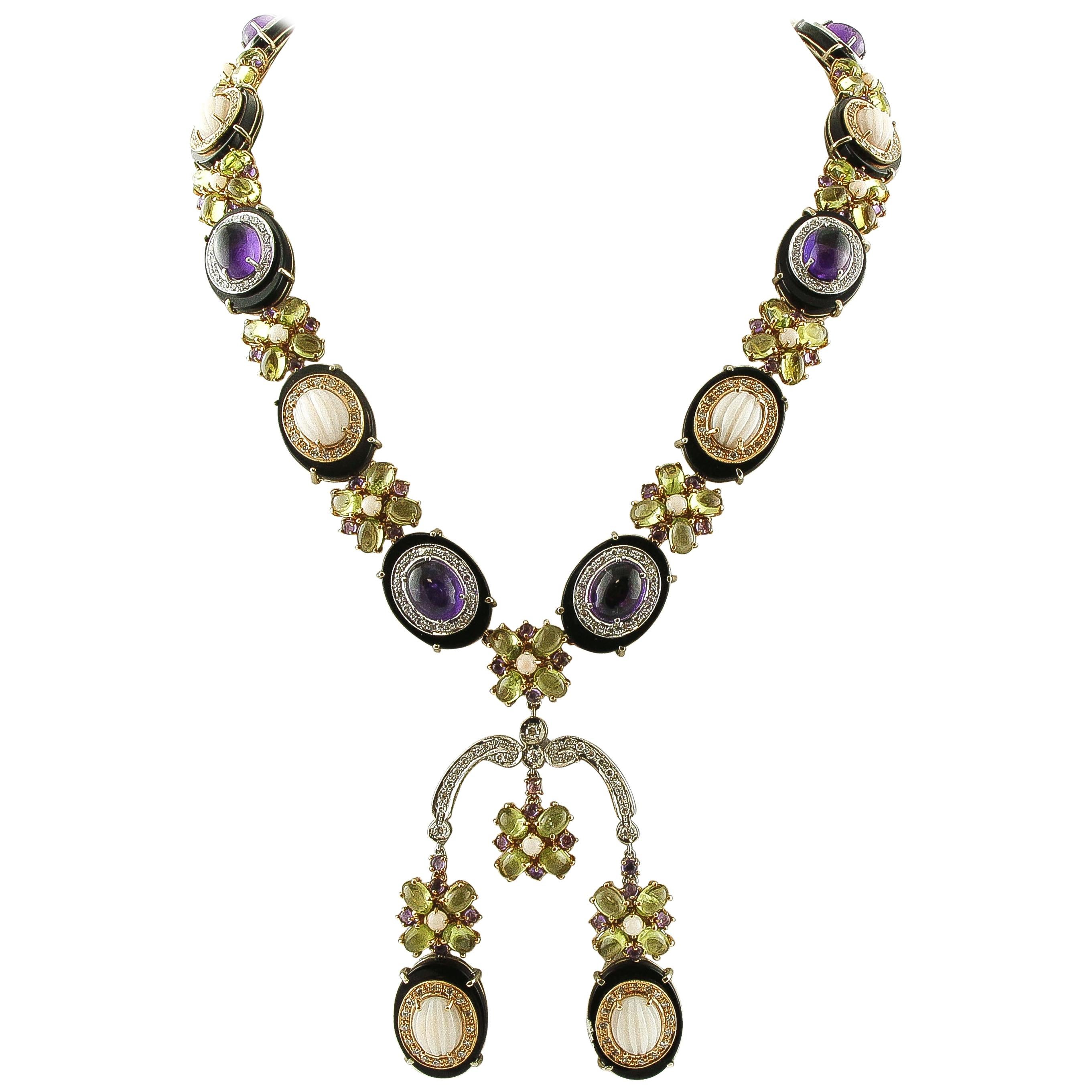 Diamantes, Peridotos, Amatistas, Corales Rosas, Onix, Collar Oro Blanco/Rosa en venta