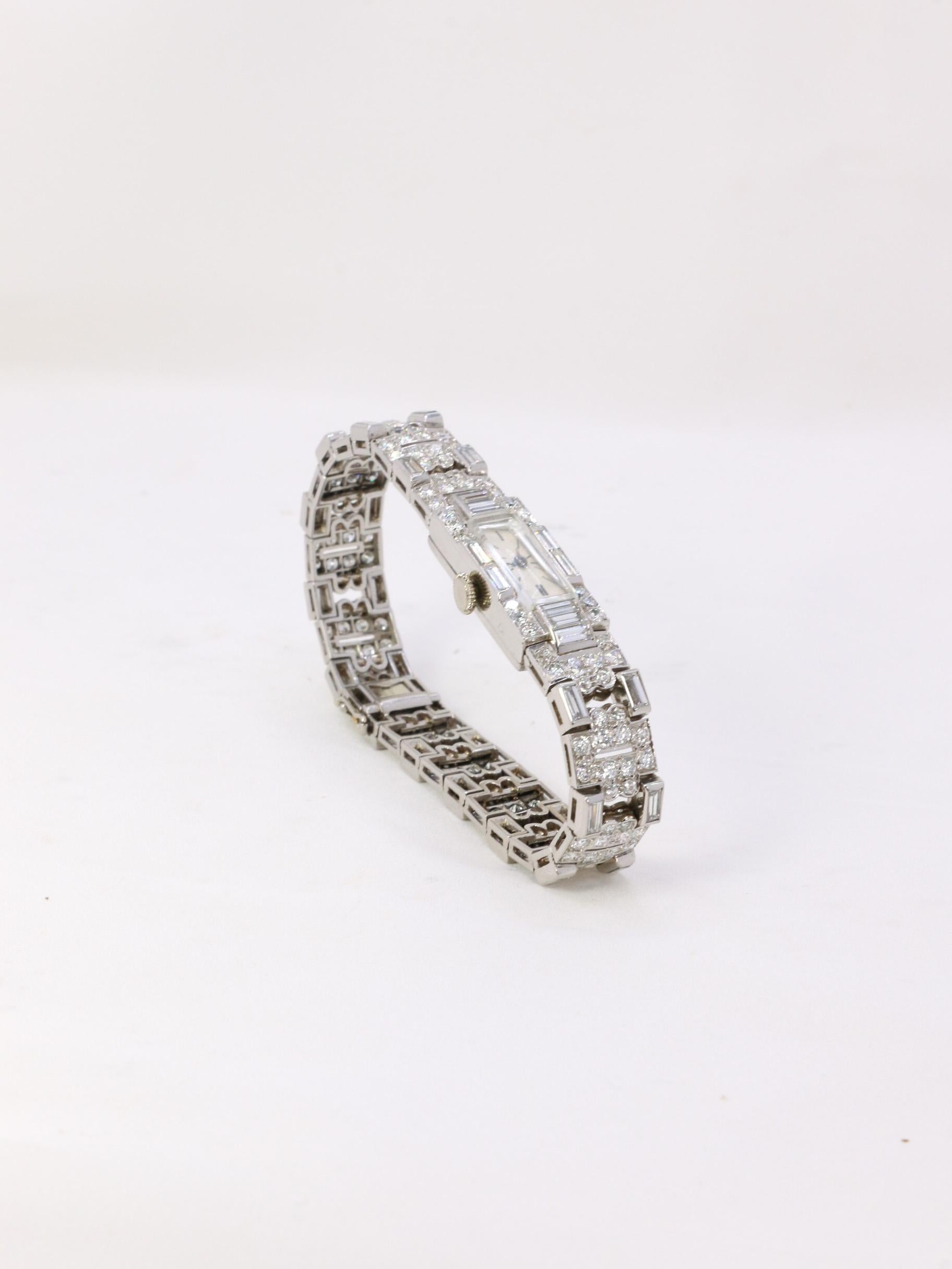 Diamonds & Platinium Art Deco watch In Good Condition In PARIS, FR