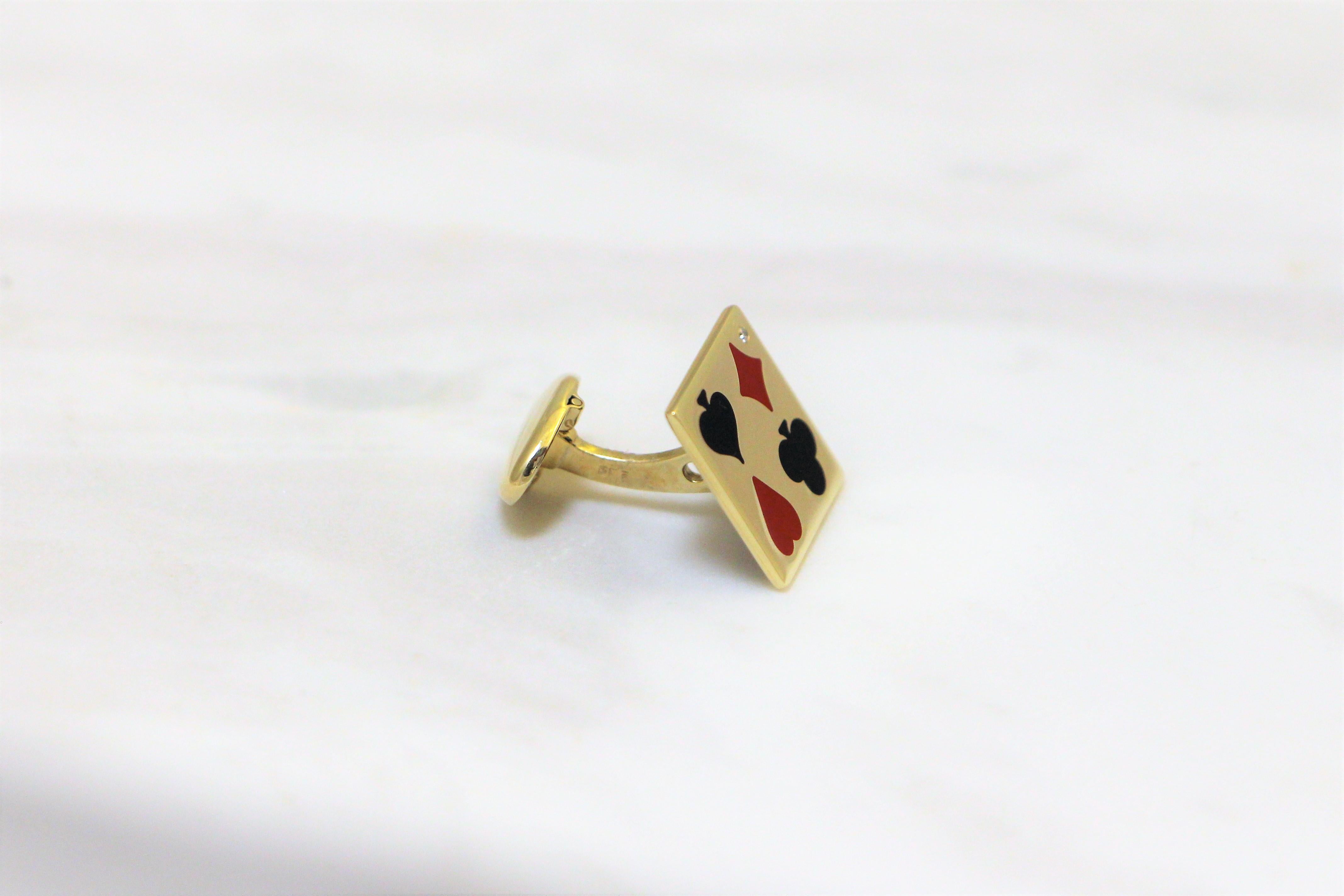 Manschettenknöpfe mit Diamanten und spielenden Karten in schwarz-roten Keramikfarben, Emaille in 14Kt Gold (Zeitgenössisch) im Angebot