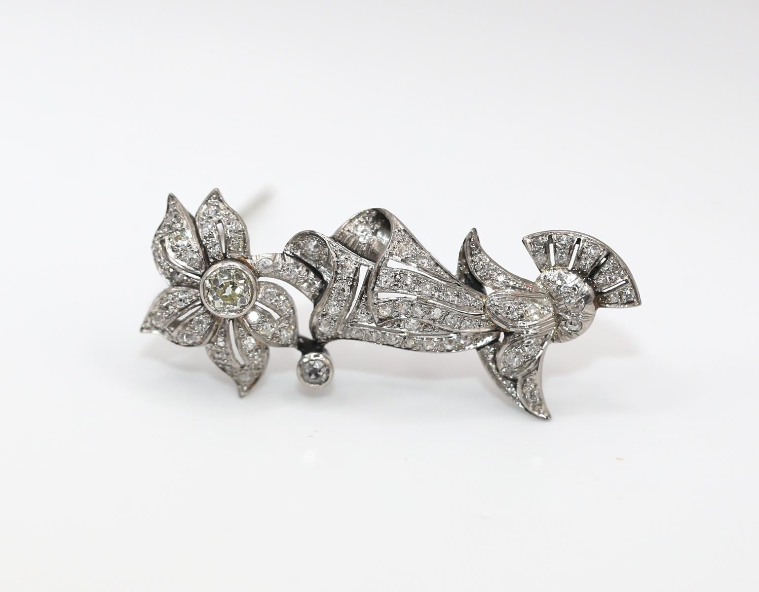 Broche de flor de ramo de oporto con diamantes, 1890 1