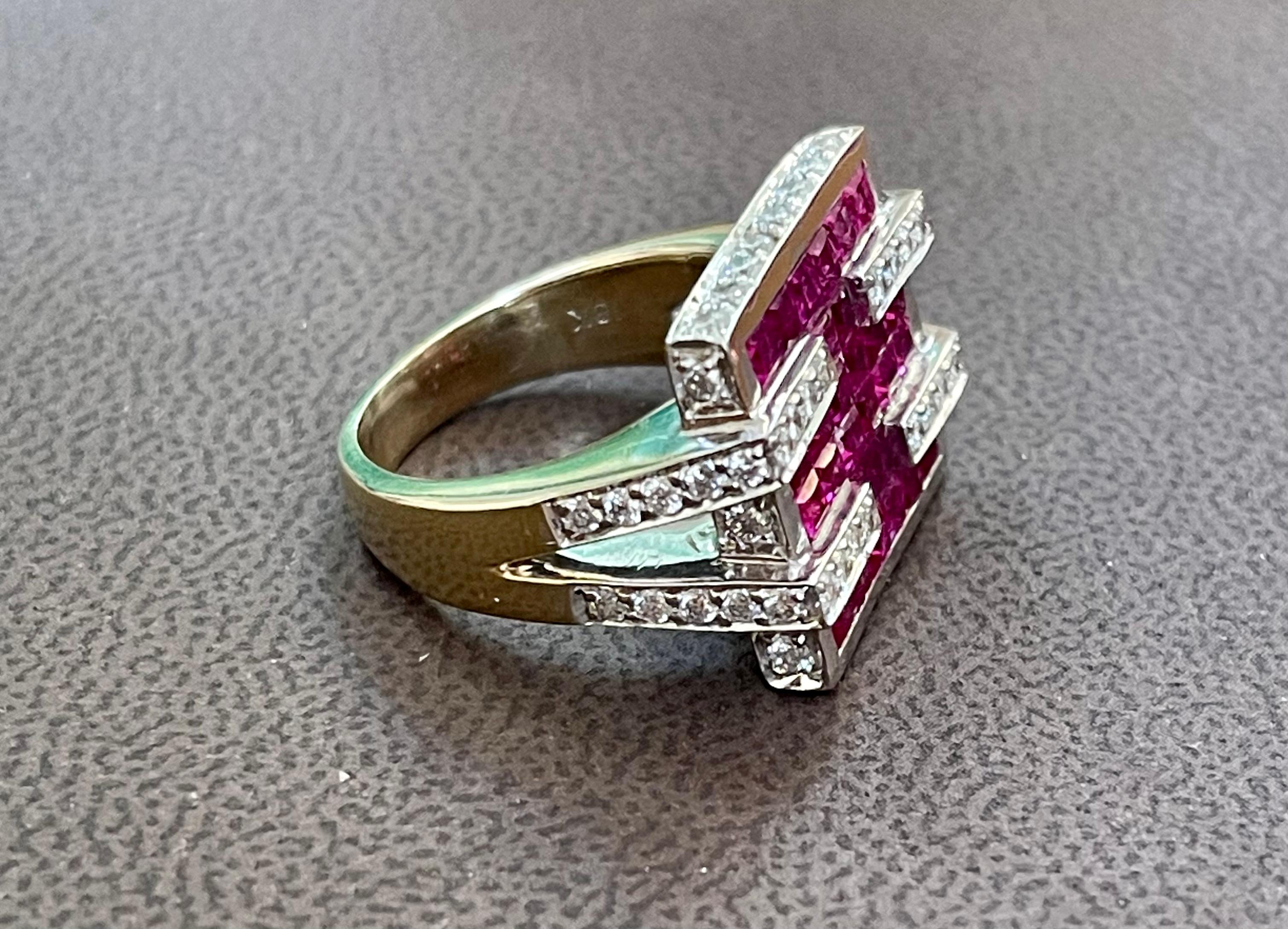 Diamonds & Princess Cut Invisible Set Rubies Men's Ring 18 Karat 2Tone Gold Ring In Excellent Condition For Sale In New York, NY