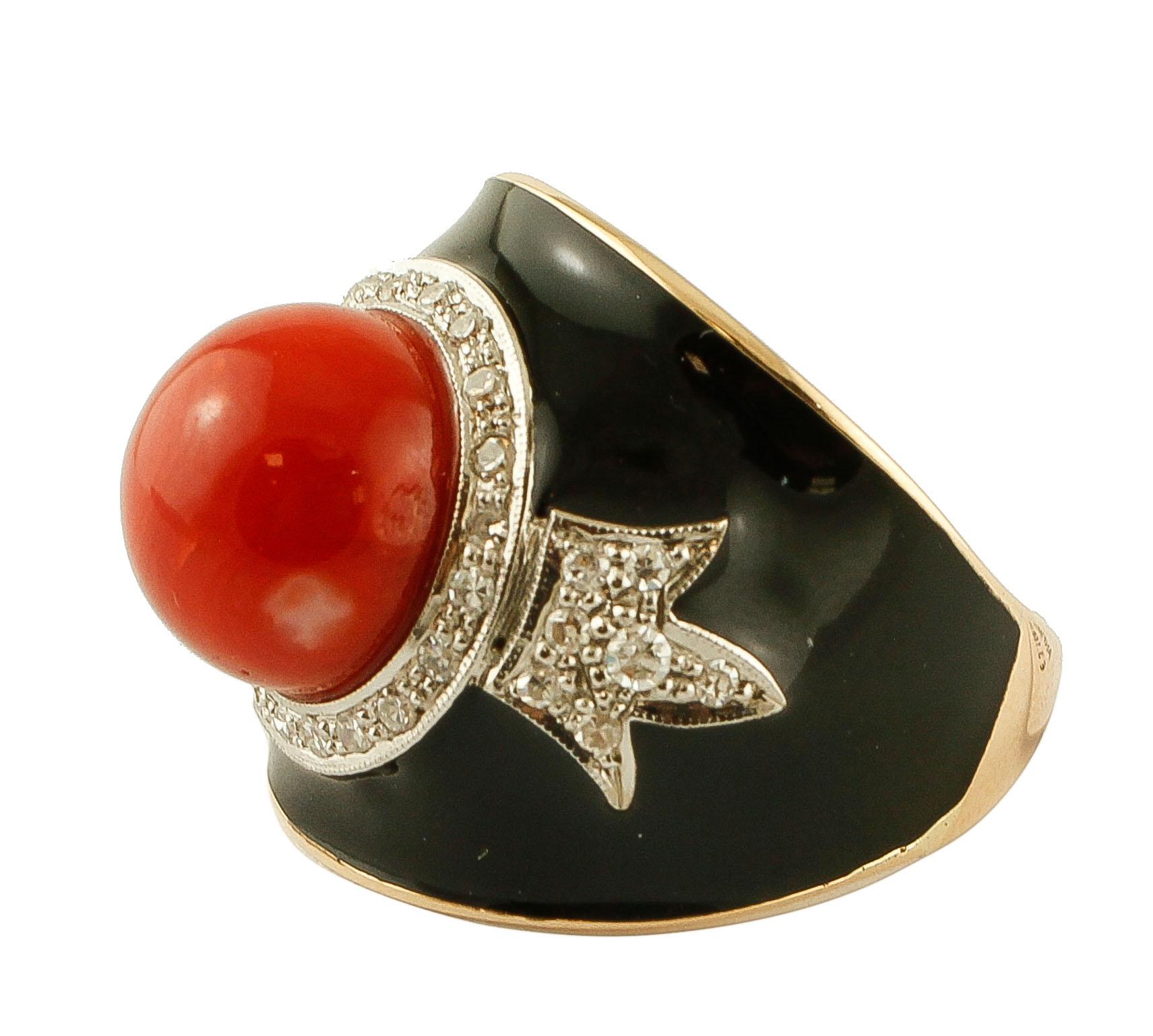 SHIPPING POLICY:
No additional costs will be added to this order.
Shipping costs will be totally covered by the seller (customs duties included).

Beautiful ring in vintage style, realized in 14k yellow gold and enamel, mounted with a central red
