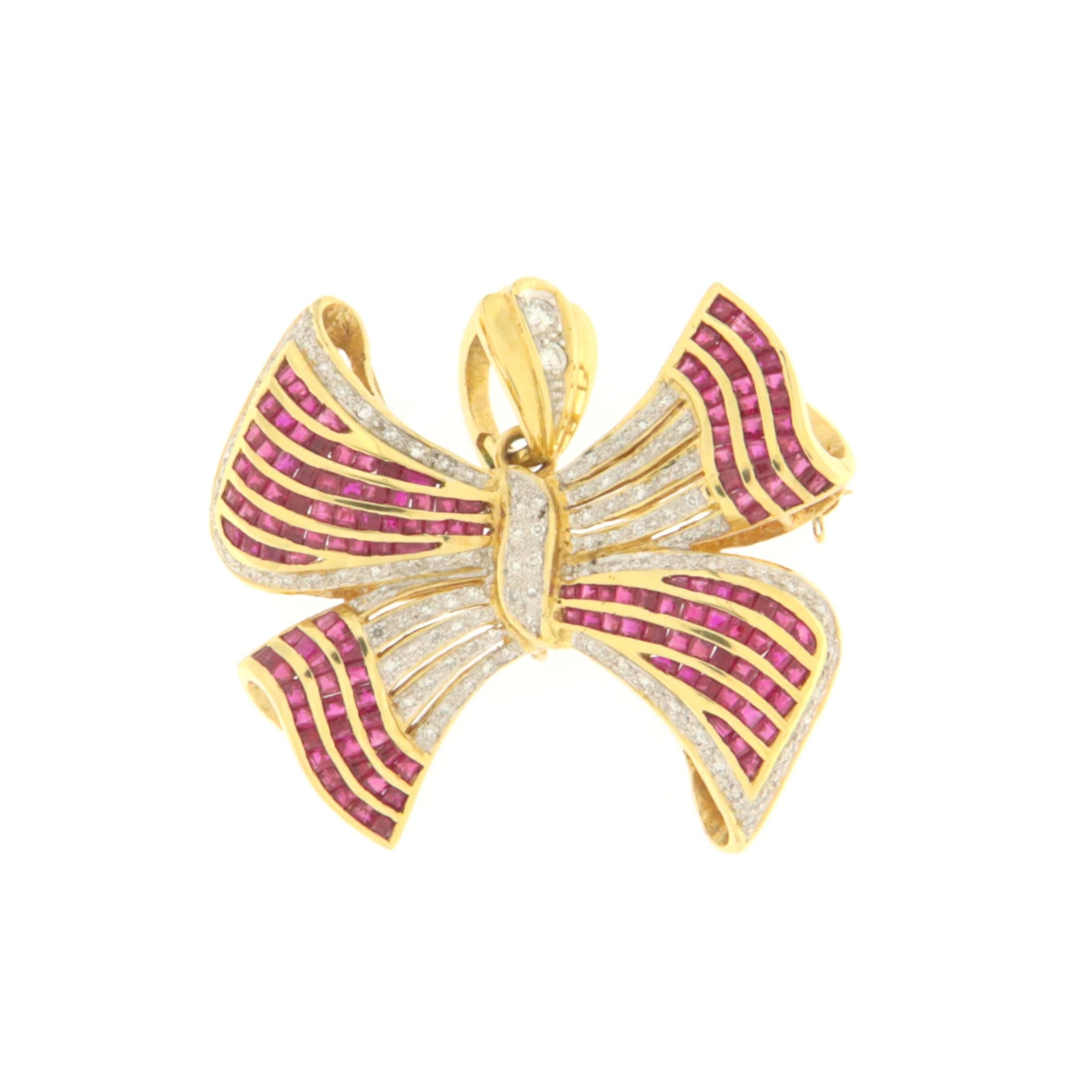 Diamonds Rubies 18 Karat Yellow Gold Bow Brooch and Pendant In New Condition For Sale In Marcianise, IT