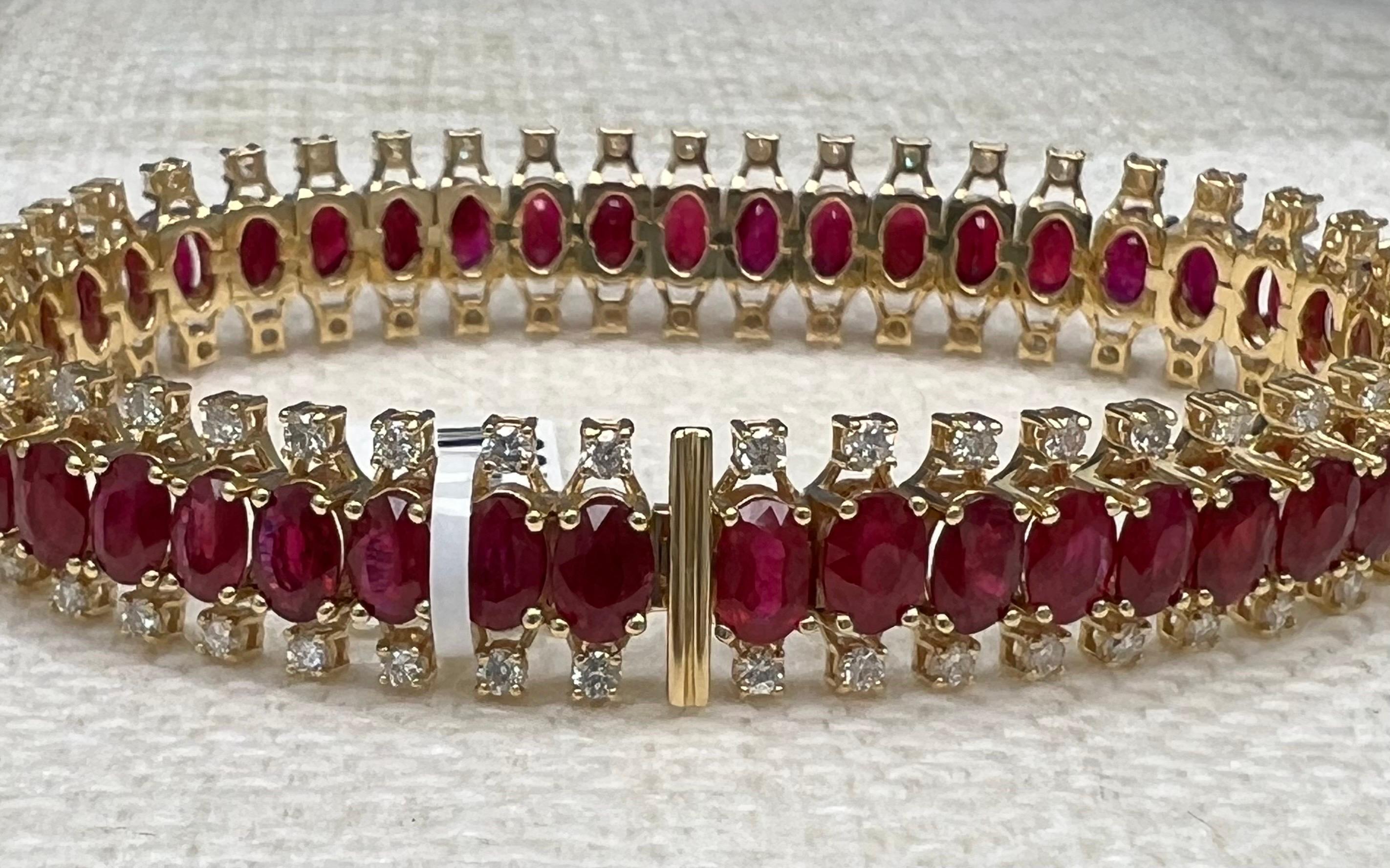 Diamonds & Rubies Bracelet, 18K Yellow, 3.02 CT Diam, 26.13 CT Ruby, All Natural For Sale 2