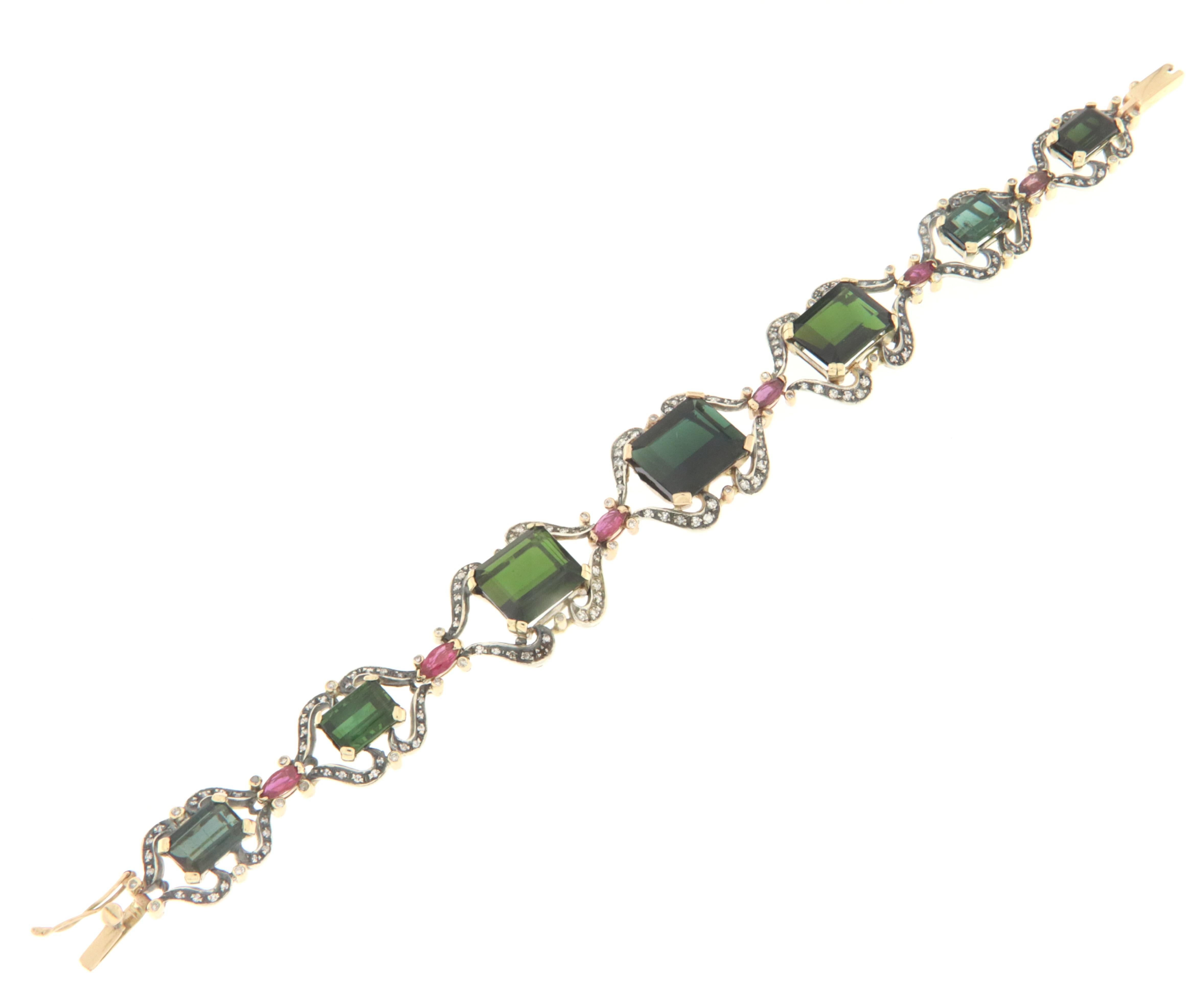 Taille brillant Bracelet manchette en or blanc 14 carats diamants rubis tourmaline en vente