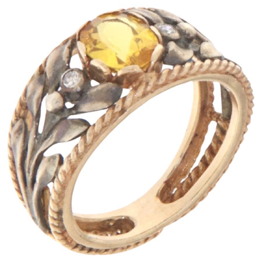 Bague cocktail en or jaune 14 carats avec diamants et saphirs