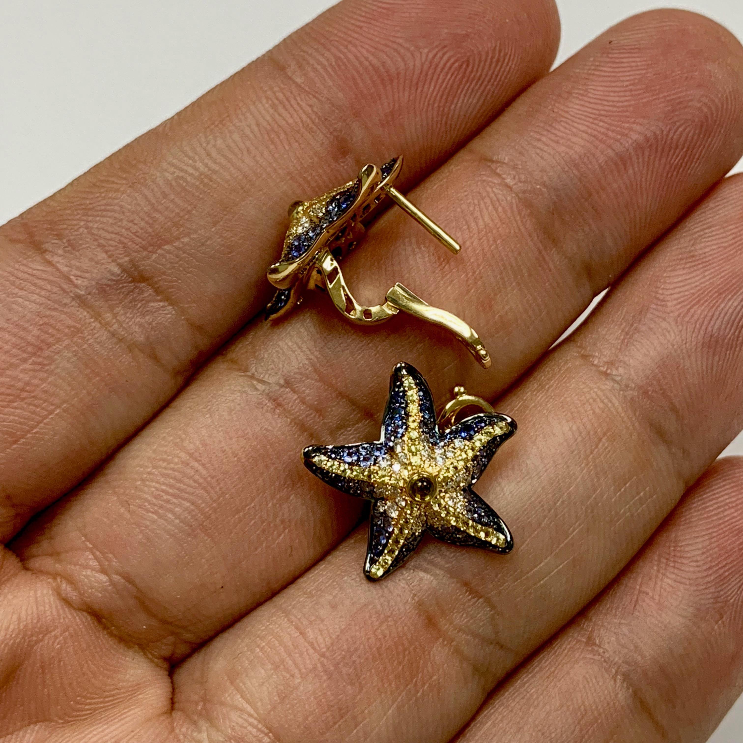 Diamonds Sapphire 18 Karat Yellow Gold Sea Star Earrings In New Condition In Bangkok, TH
