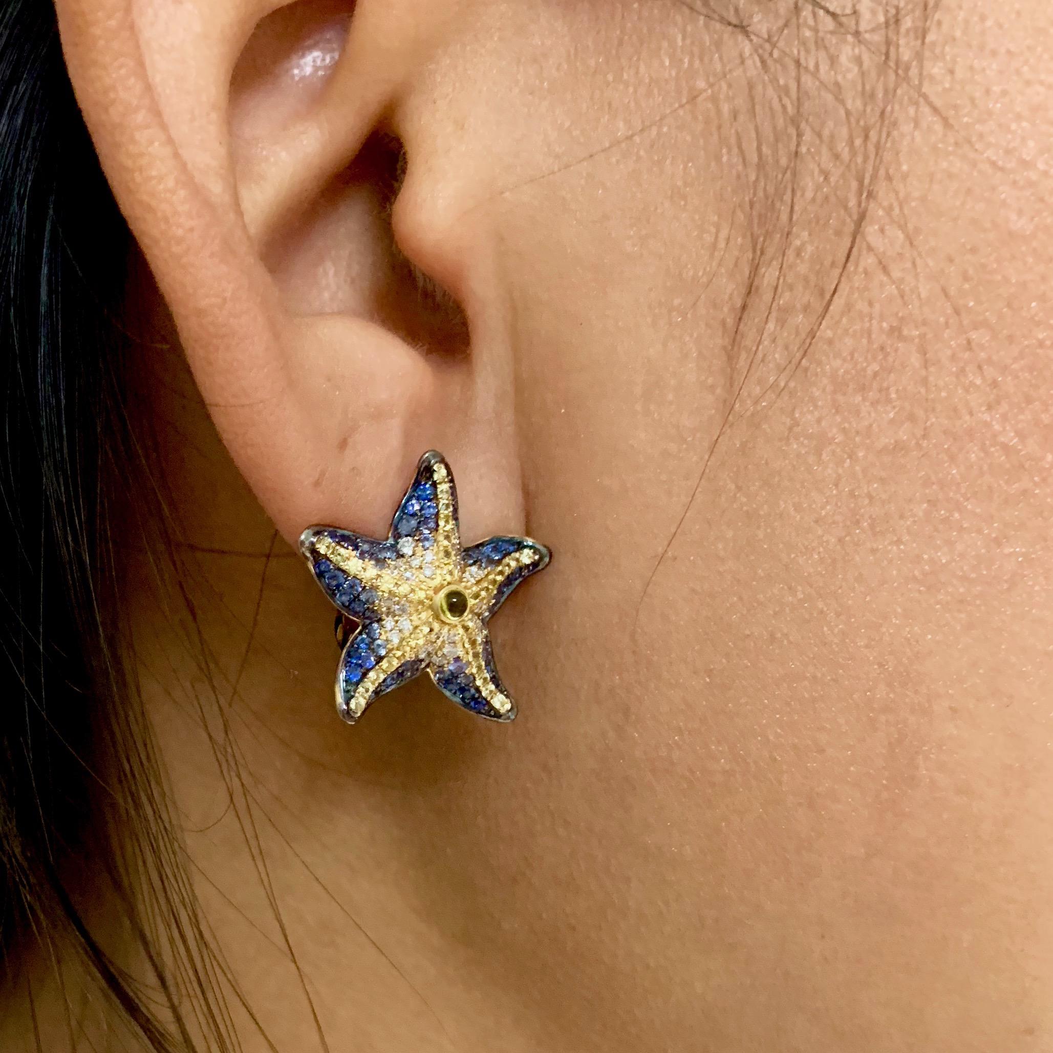 Diamonds Sapphire 18 Karat Yellow Gold Sea Star Earrings In New Condition For Sale In Bangkok, TH