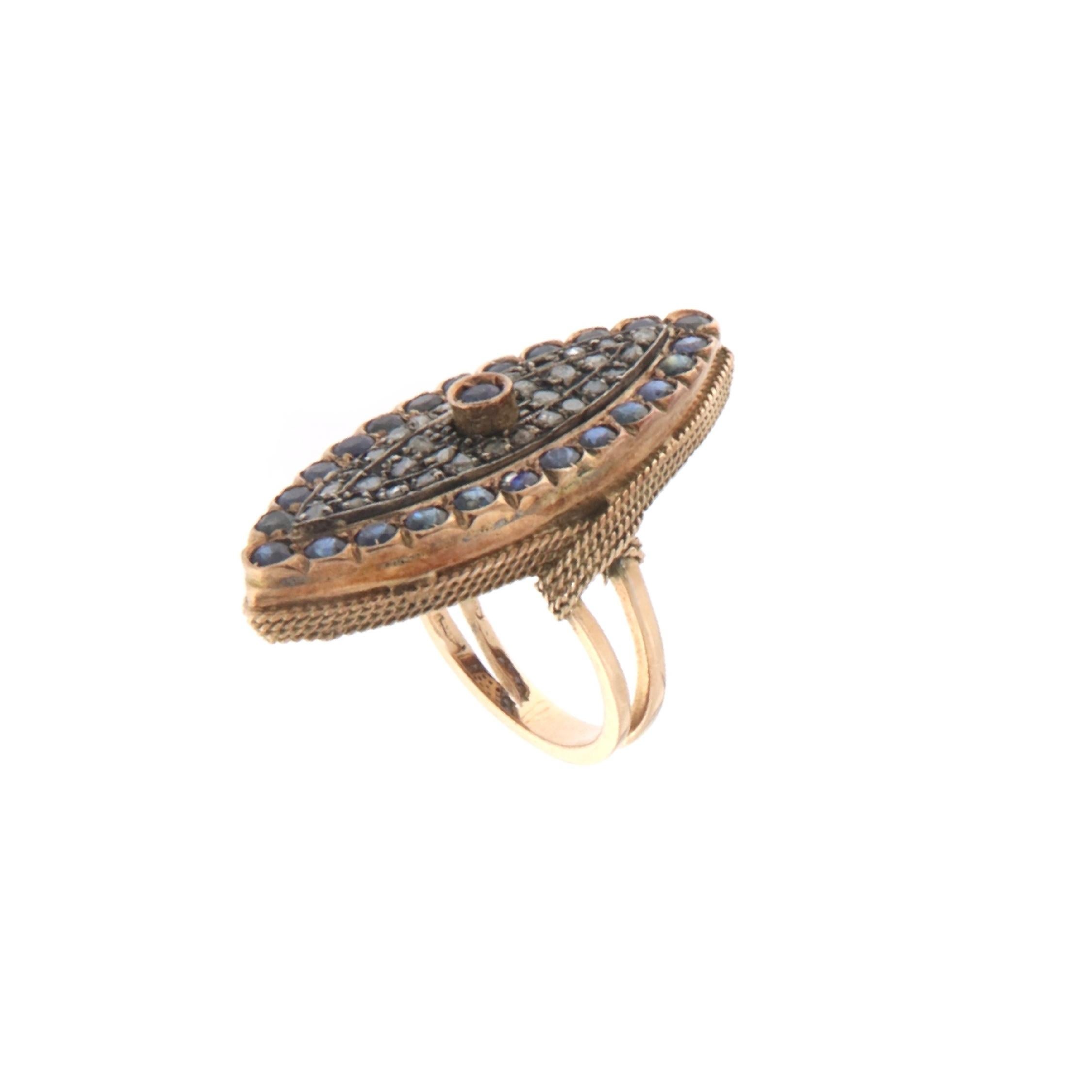 Anello cocktail con diamanti e zaffiri in oro giallo 14 carati in vendita 1