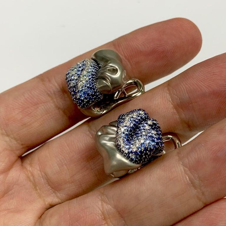 Diamonds Sapphires 18 Karat White Gold Earrings In New Condition For Sale In Bangkok, TH