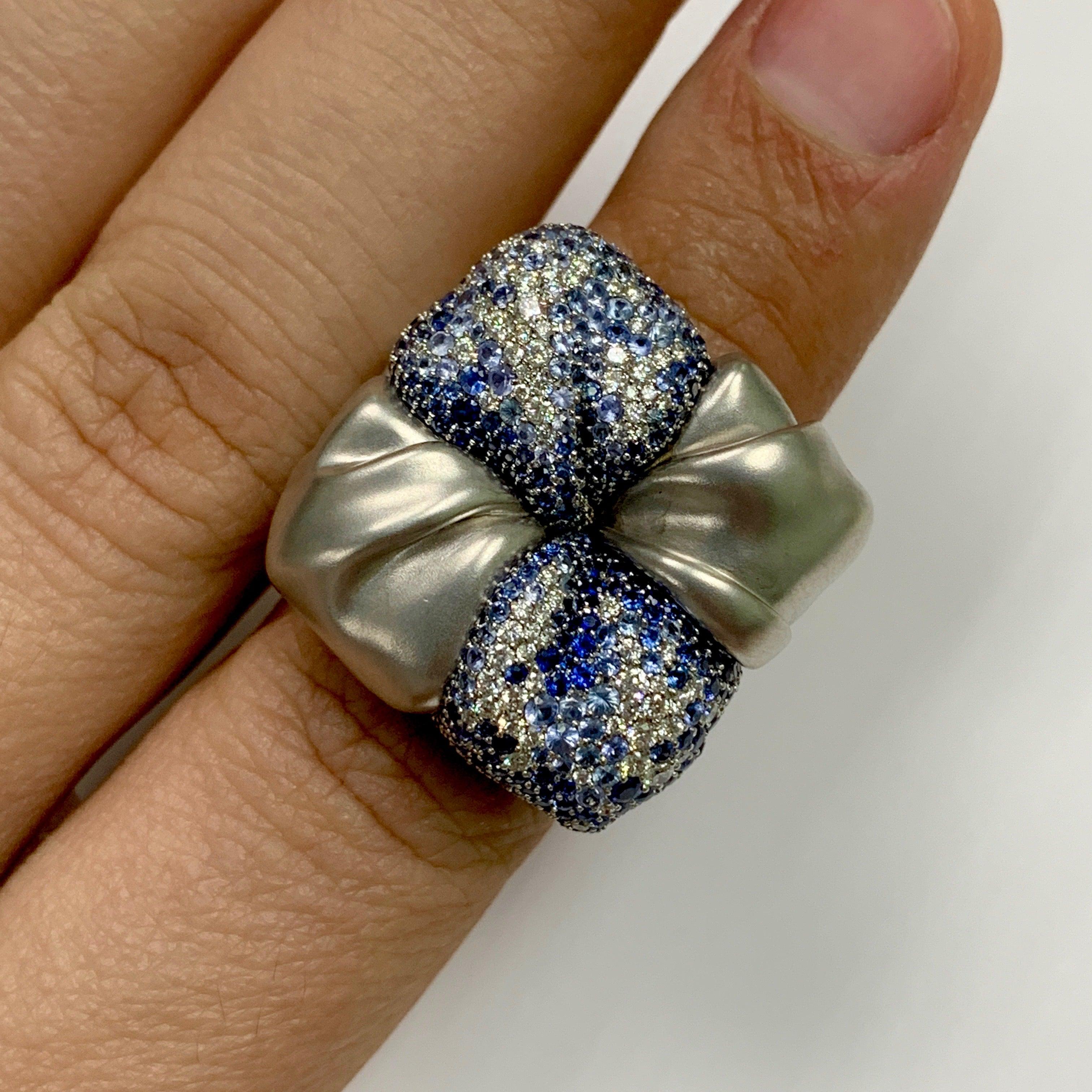 For Sale:  Diamonds Sapphires 18 Karat White Gold Ring 8