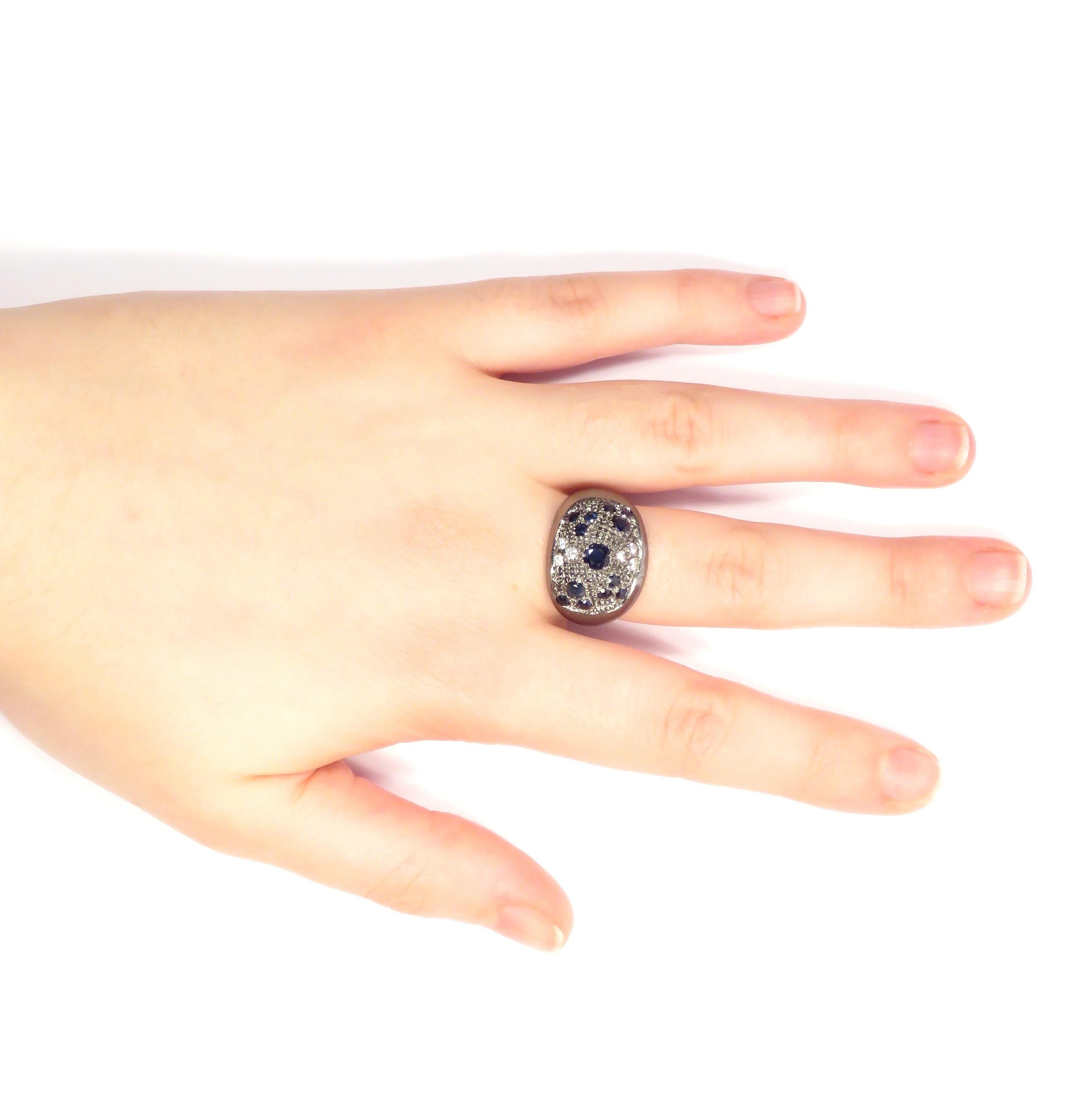 Anello a cupola con diamanti e zaffiri in oro rosa 9 carati e argento Sterling Made in Italy in vendita 3