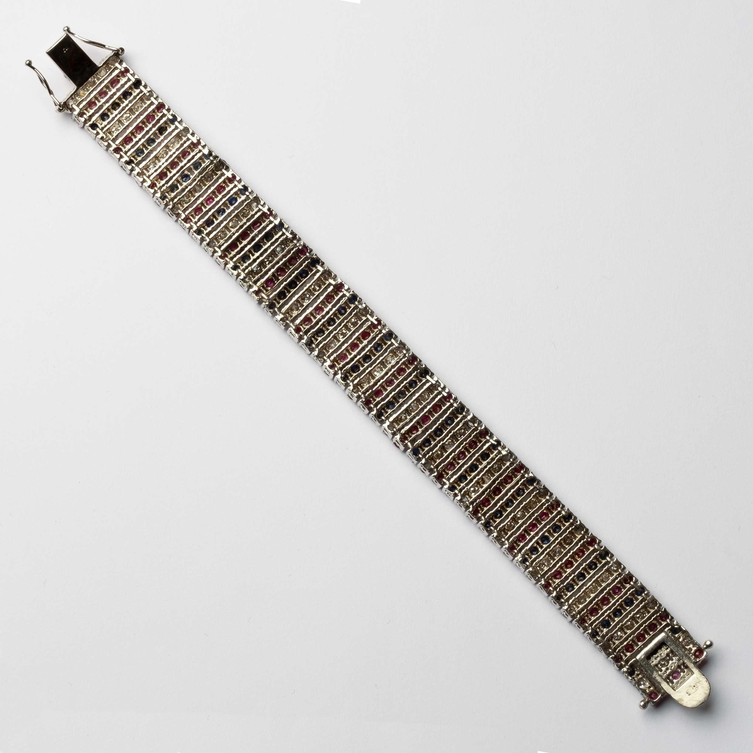 Taglio rotondo Bracciale con diamanti, zaffiri e rubini Vintage By in vendita
