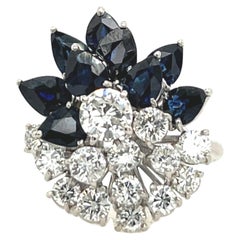 Diamonds & Sapphires Cluster Ring, Set in 18ct White Gold