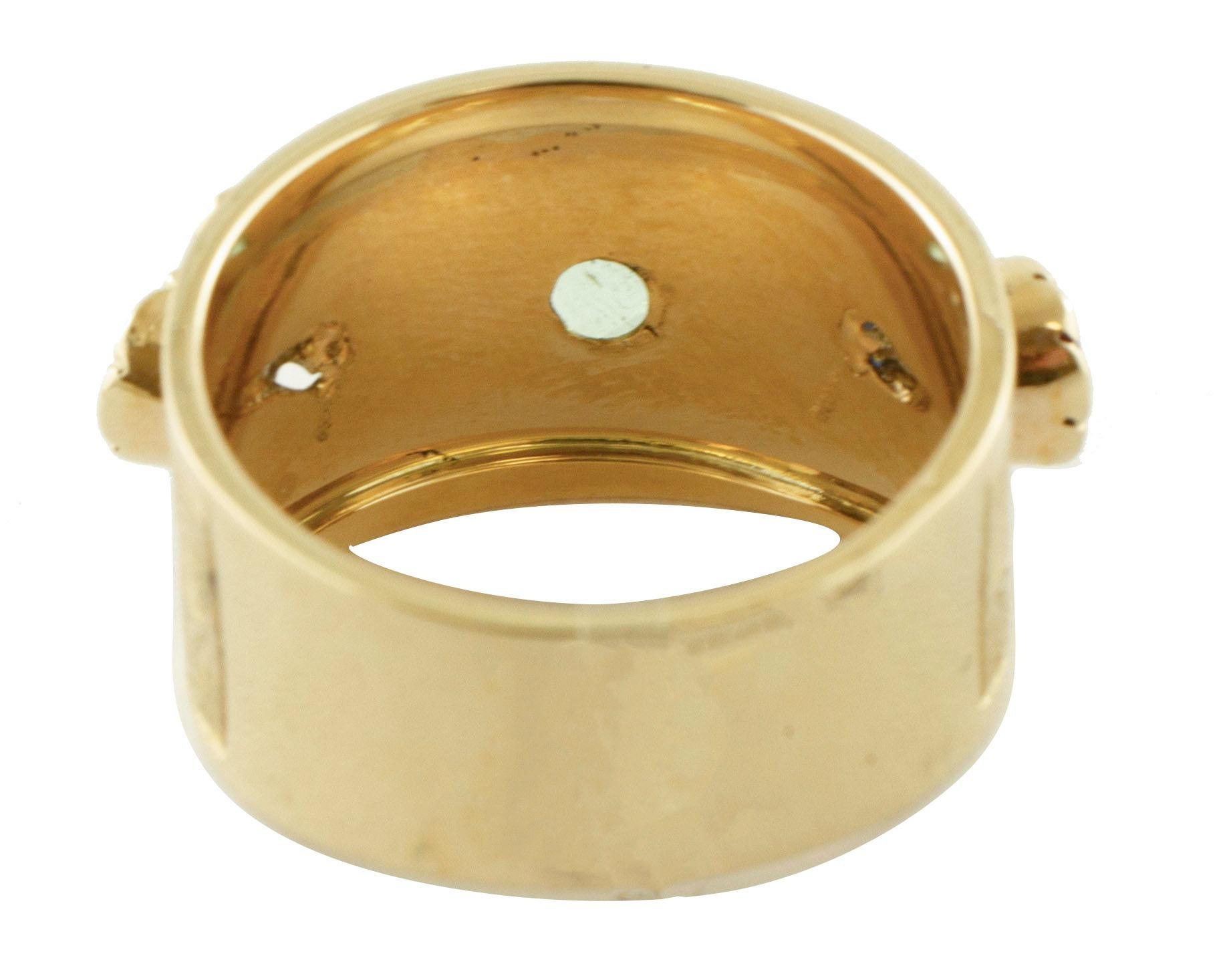 Ring aus 14 Karat Gelbgold mit Diamanten, Saphiren, Rubinen, Smaragden und Smaragden im Zustand „Gut“ im Angebot in Marcianise, Marcianise (CE)