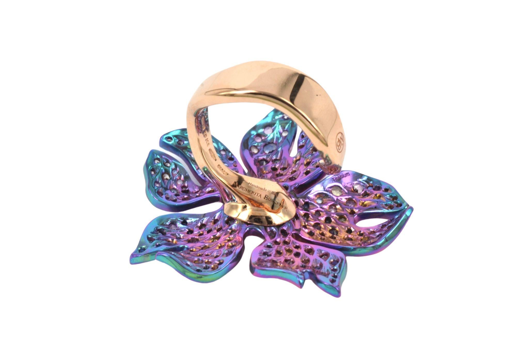 Bague fleur Sakura en or rose 18 carats, diamants, saphirs 0,60 carat et titane en vente 7